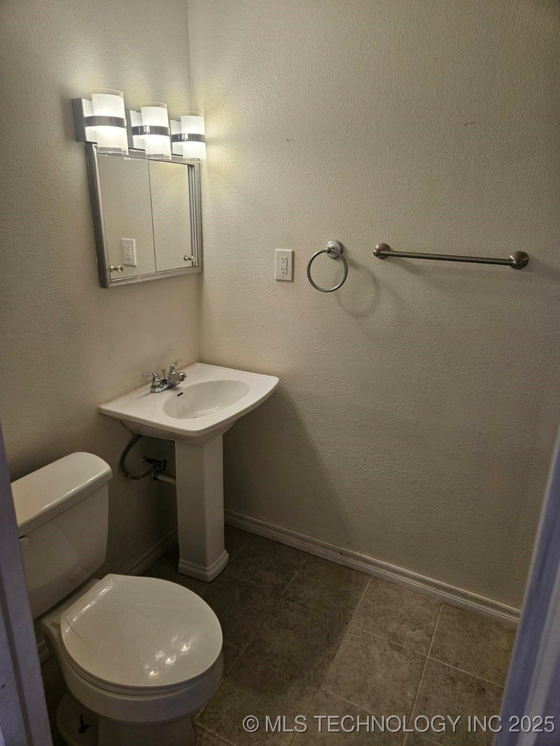 1217 E Cherry Street Cushing OK 74023