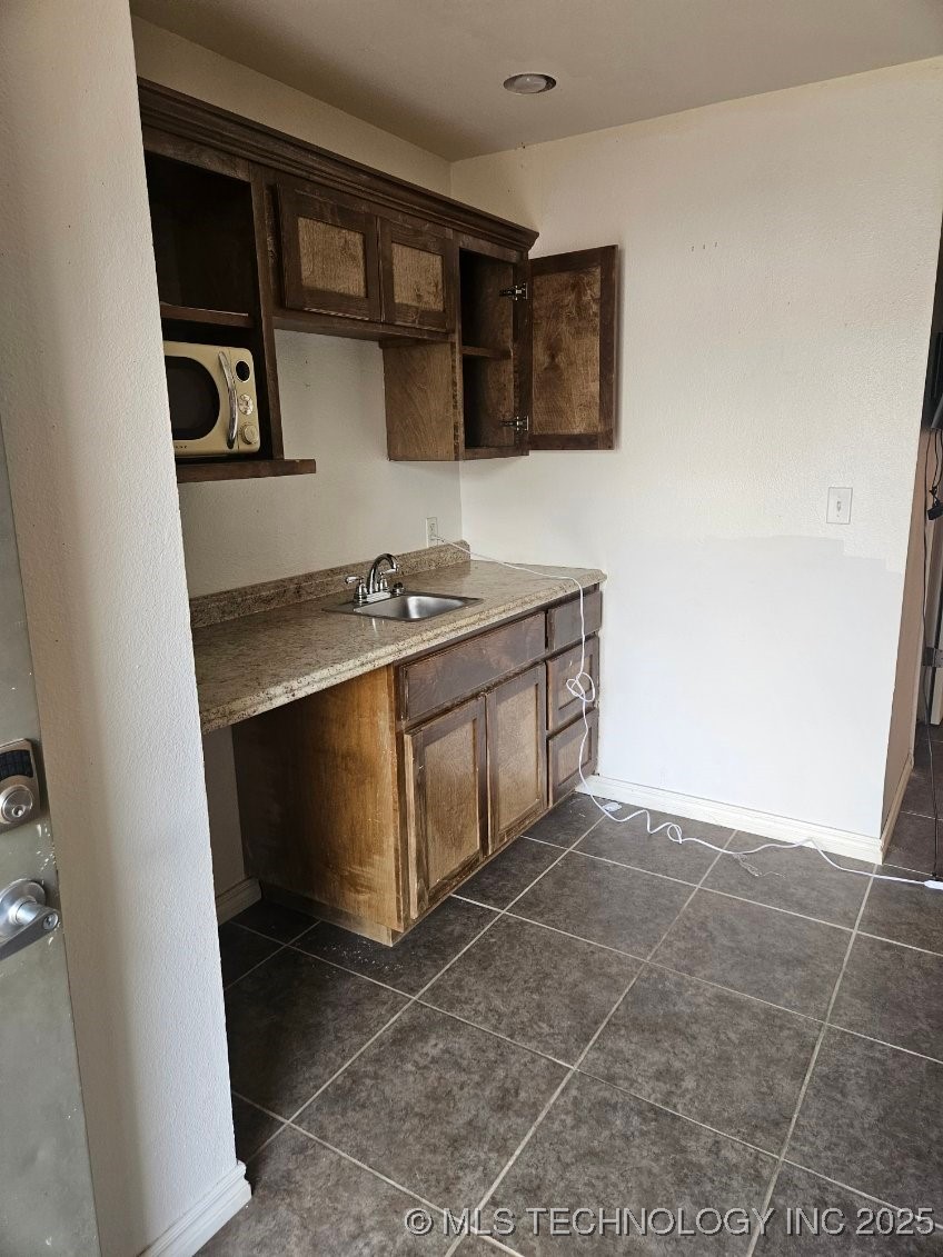 1217 E Cherry Street Cushing OK 74023