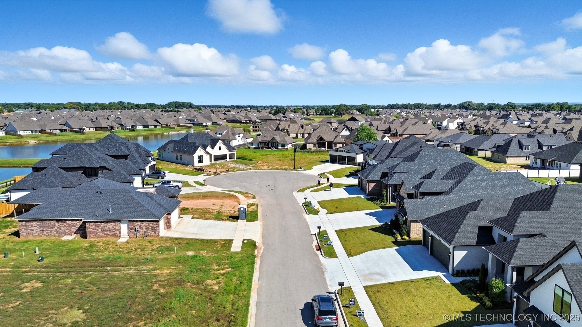 5806 E 126th Street S Bixby OK 74008