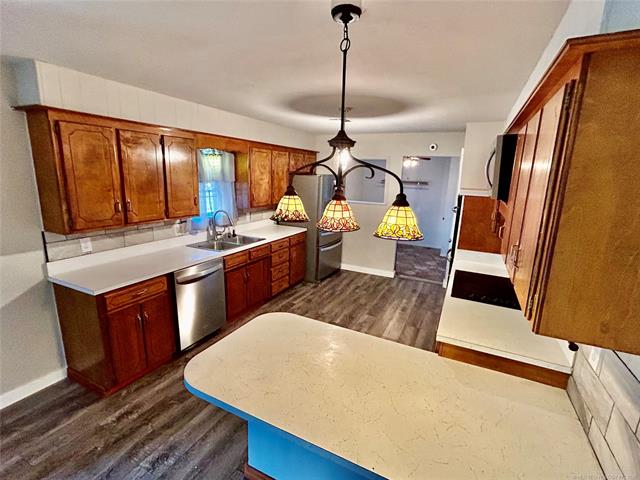 12636 N County Road 3395 Stratford OK 74872