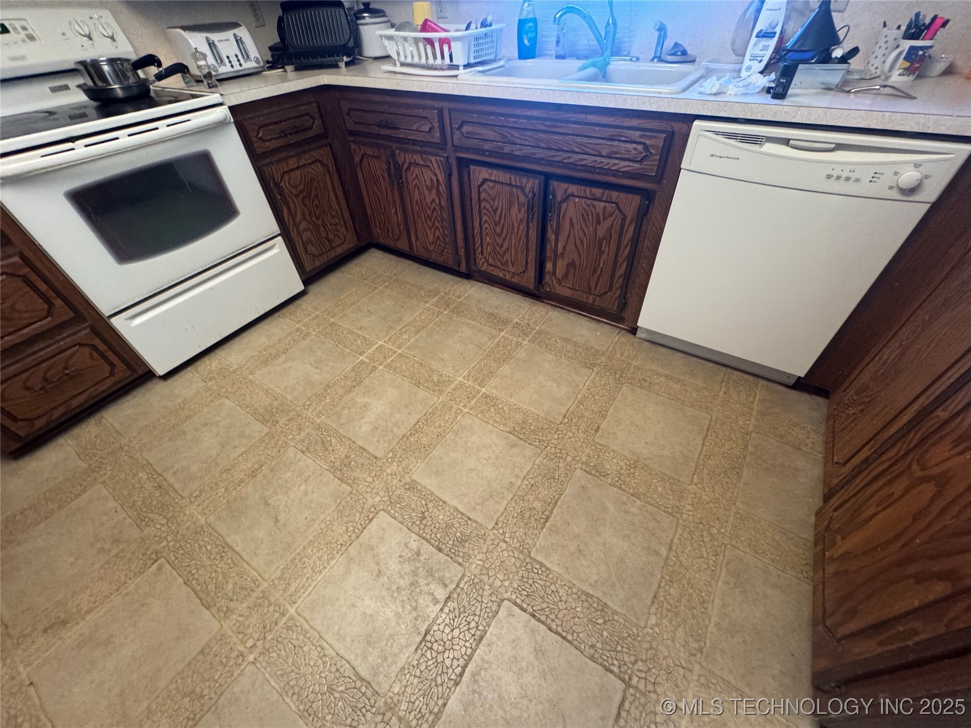 15902 County Road 3535 Ada OK 74820