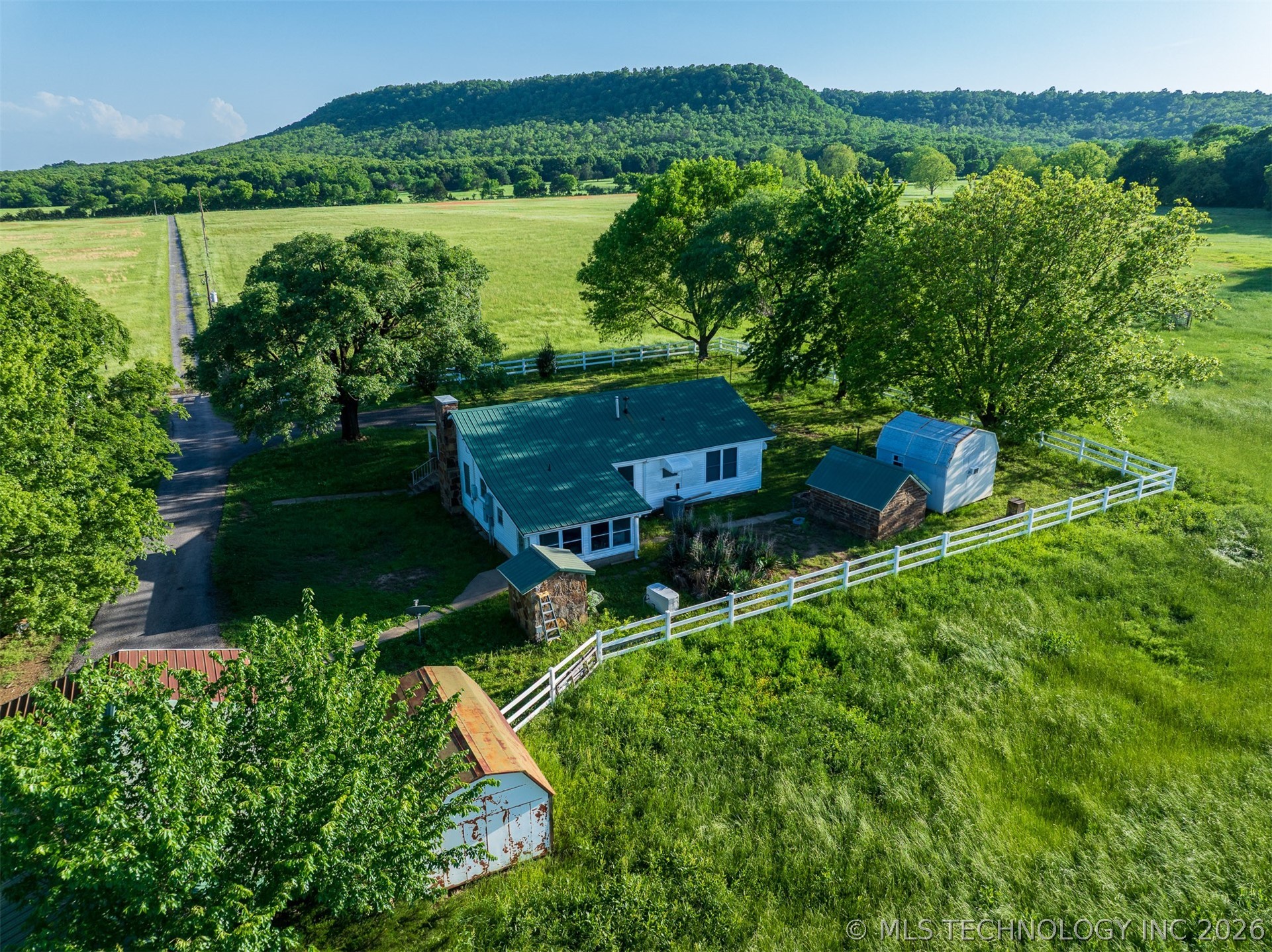 5874 E 273rd Street S Porum OK 74455