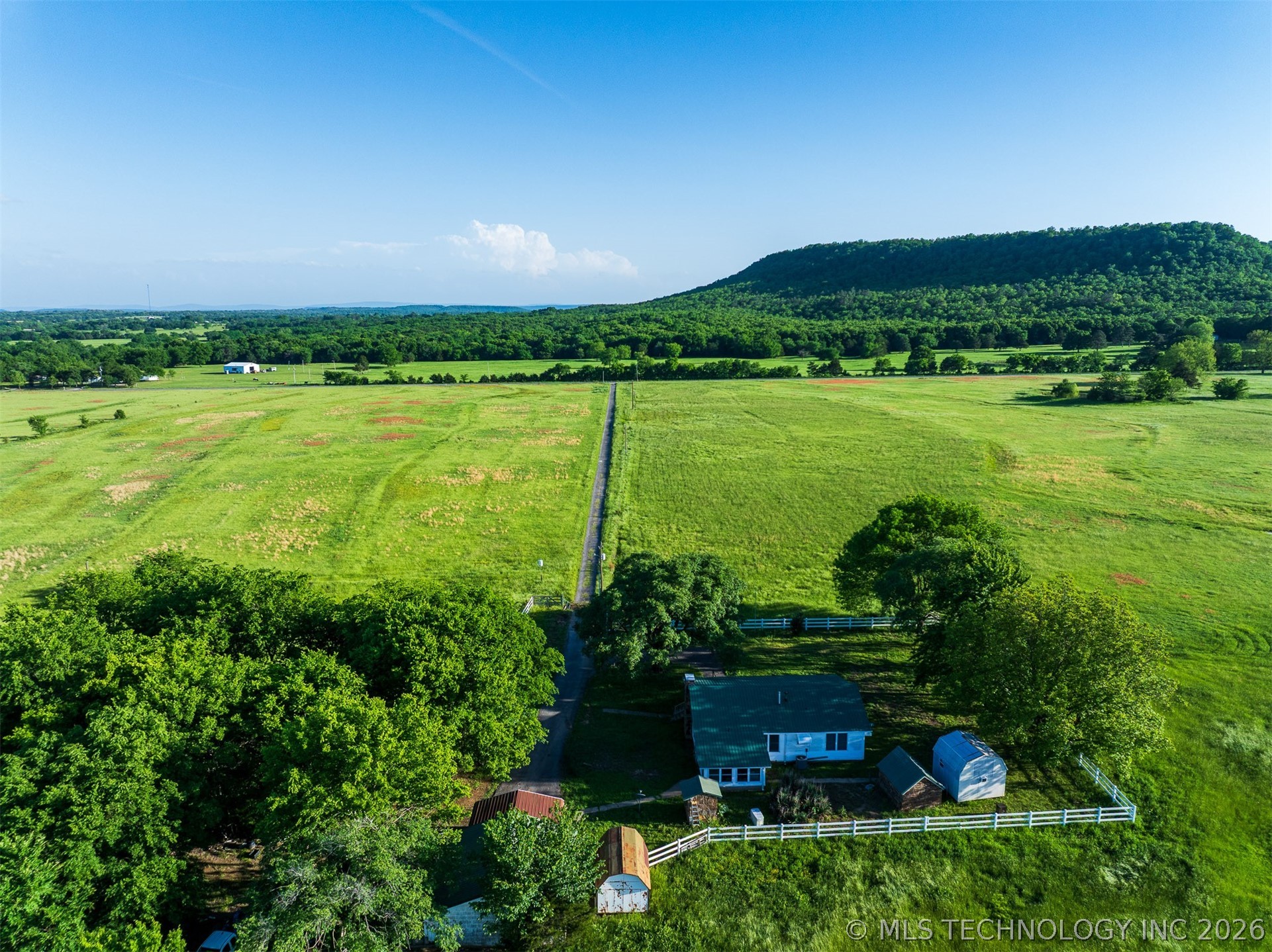 5874 E 273rd Street S Porum OK 74455