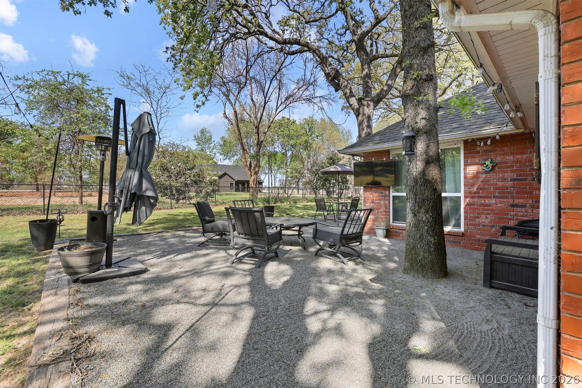 11952 N Woodlands Circle Kingston OK 73439