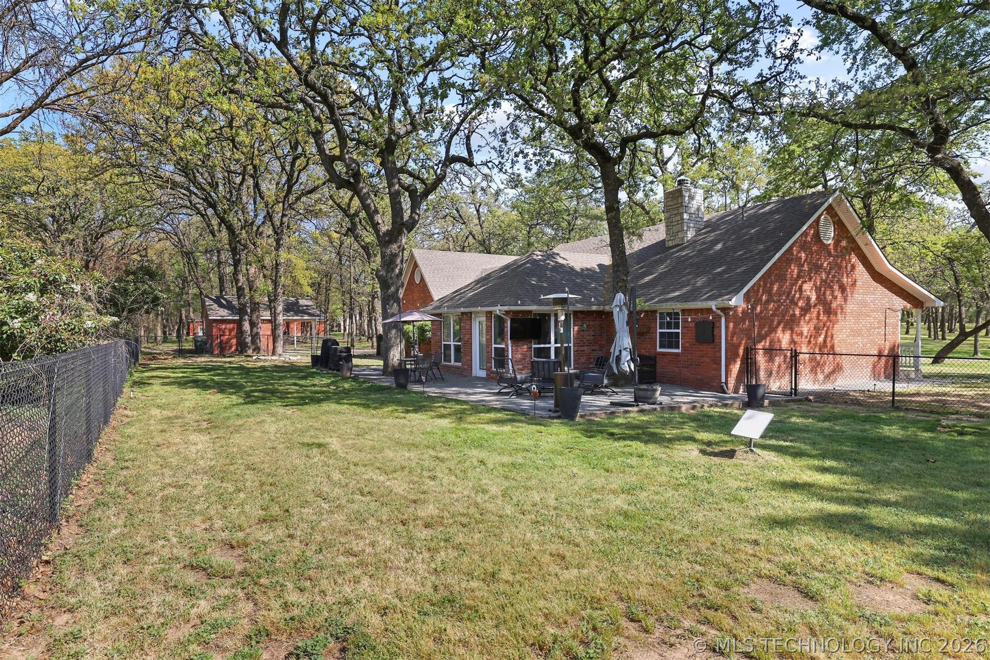 11952 N Woodlands Circle Kingston OK 73439
