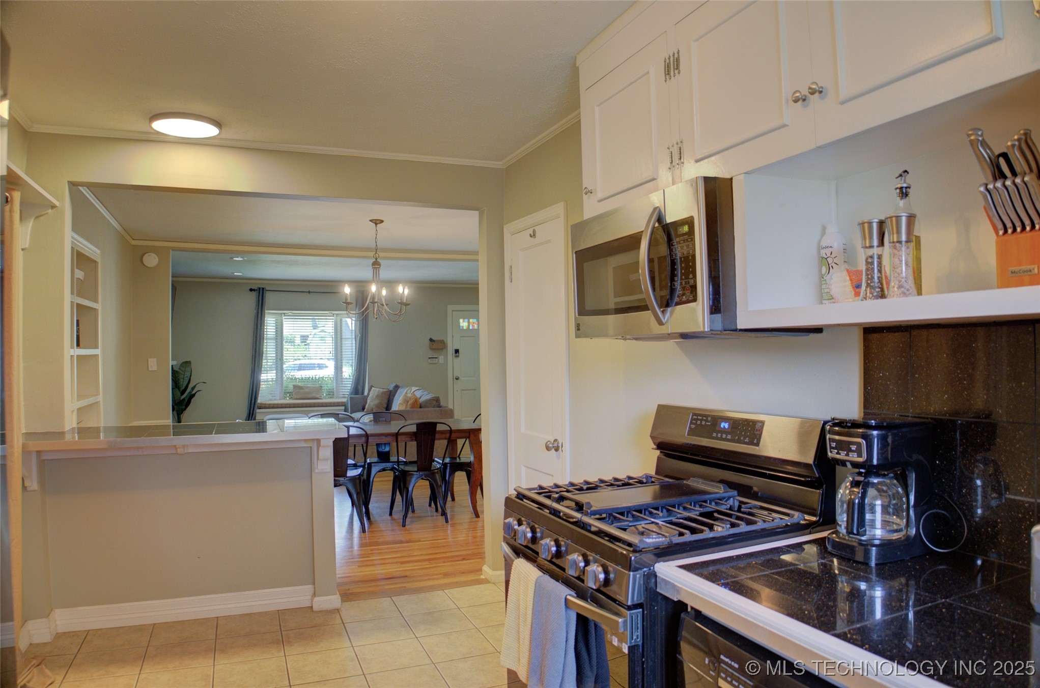 2328 S Delaware Court Tulsa OK 74114