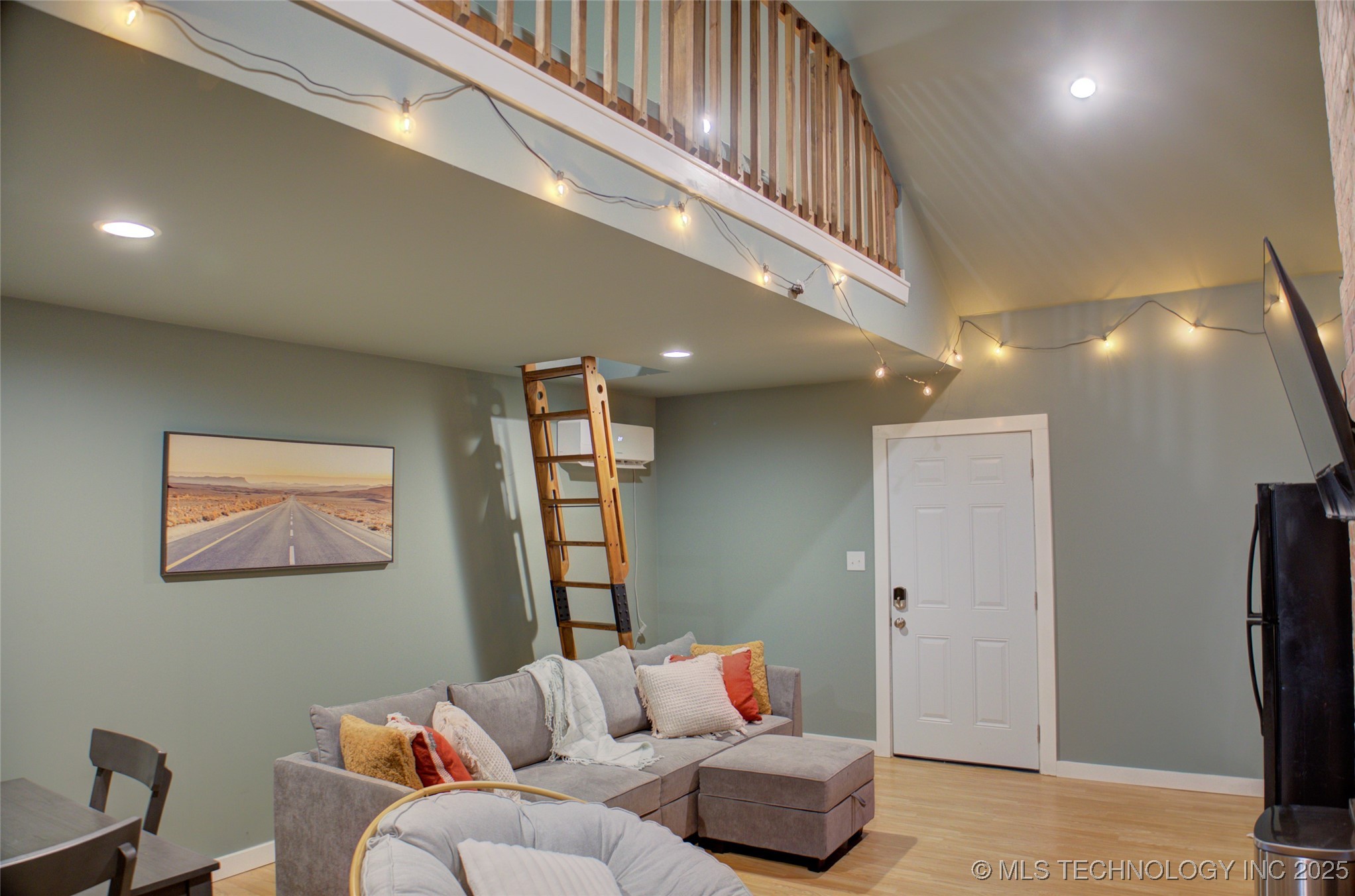 2328 S Delaware Court Tulsa OK 74114
