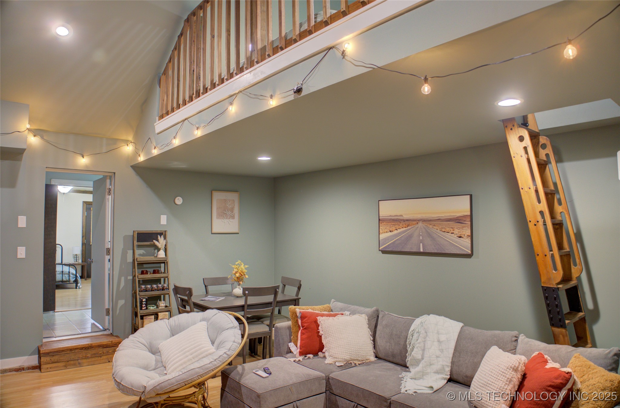 2328 S Delaware Court Tulsa OK 74114