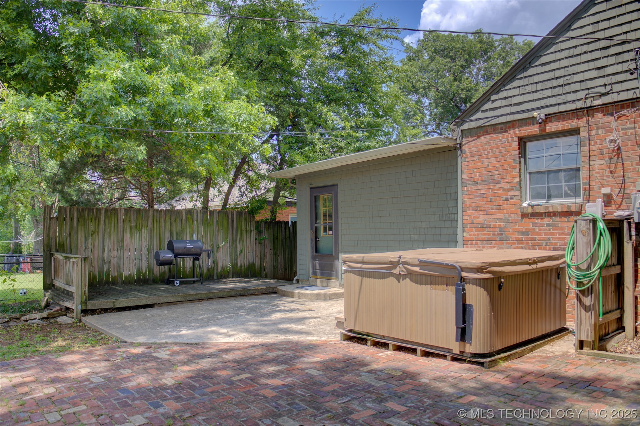 2328 S Delaware Court Tulsa OK 74114