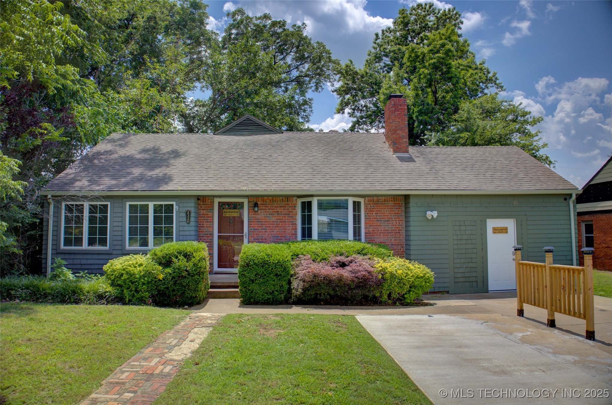 2328 S Delaware Court Tulsa OK 74114