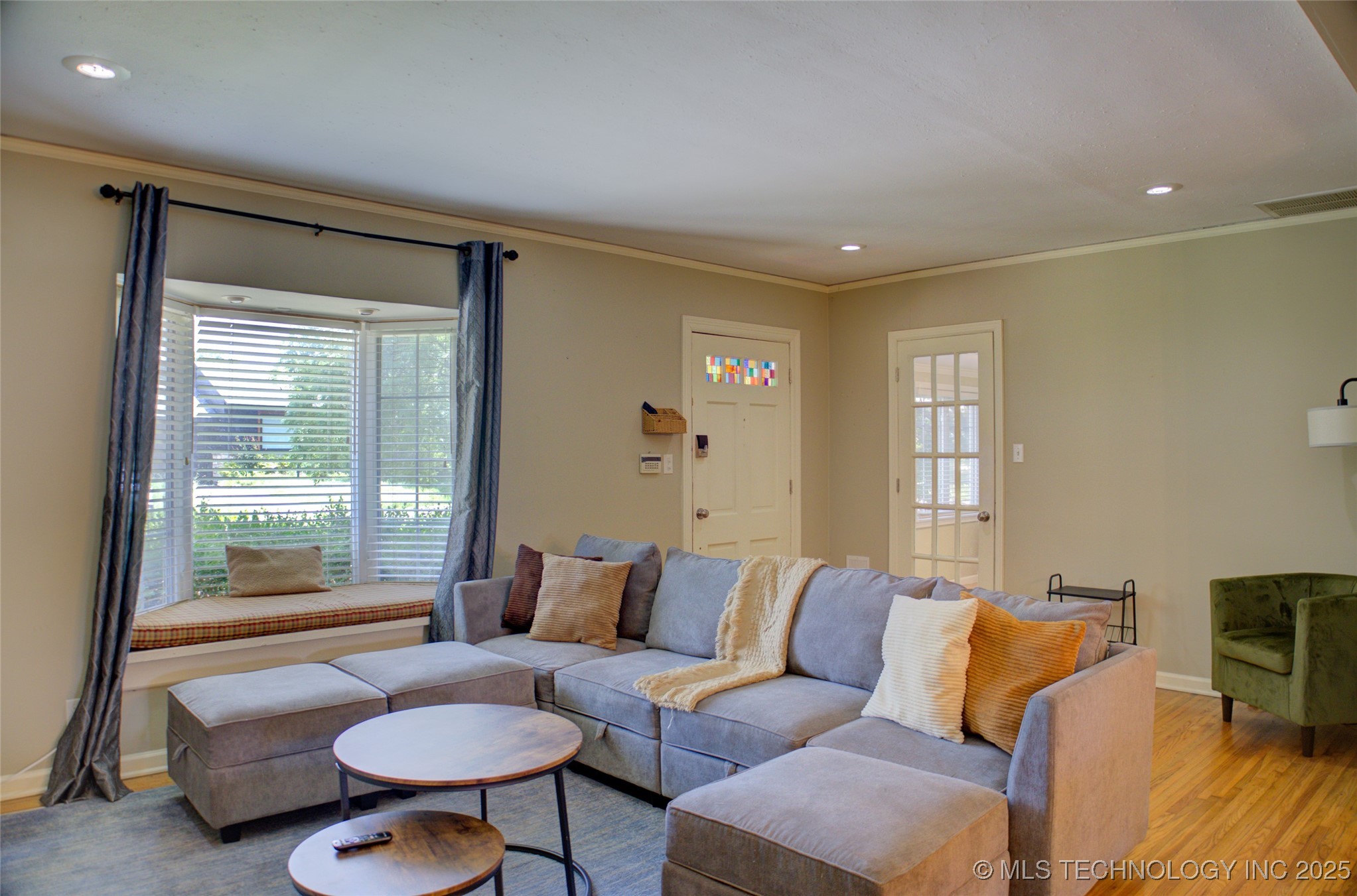 2328 S Delaware Court Tulsa OK 74114