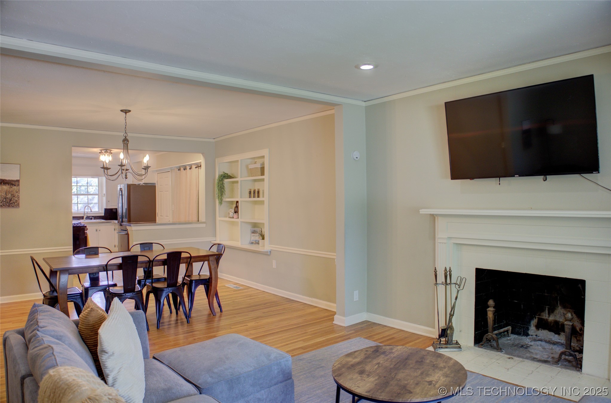 2328 S Delaware Court Tulsa OK 74114
