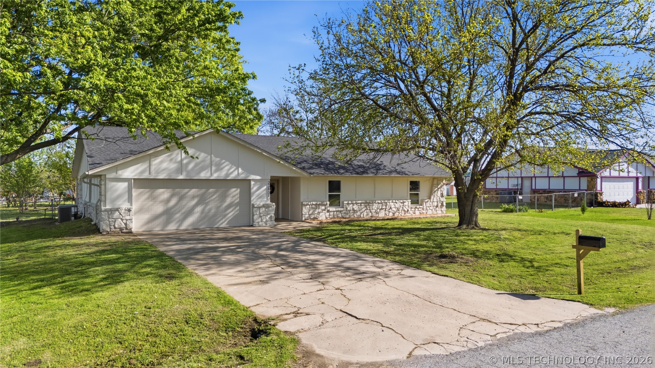 23801 E 103rd Street S Broken Arrow OK 74014