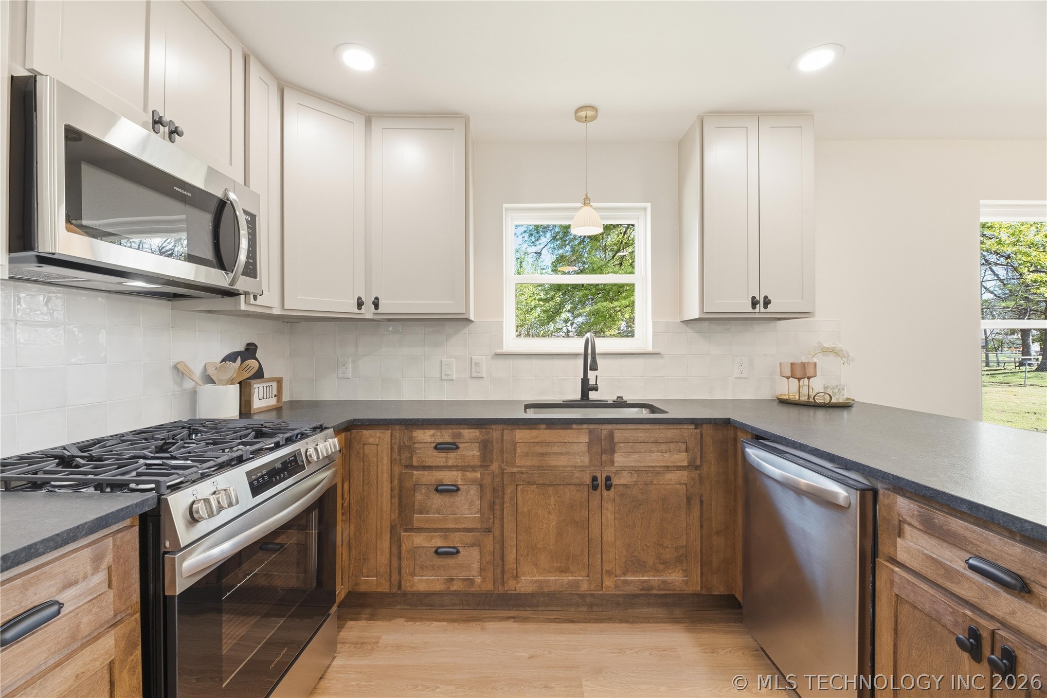 23801 E 103rd Street S Broken Arrow OK 74014