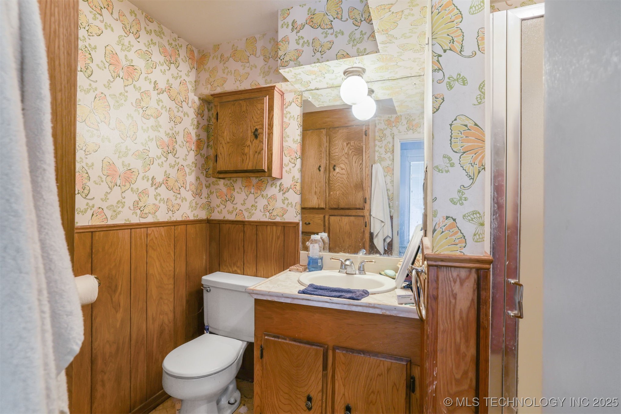 506 E Neil Armstrong Tishomingo OK 73460