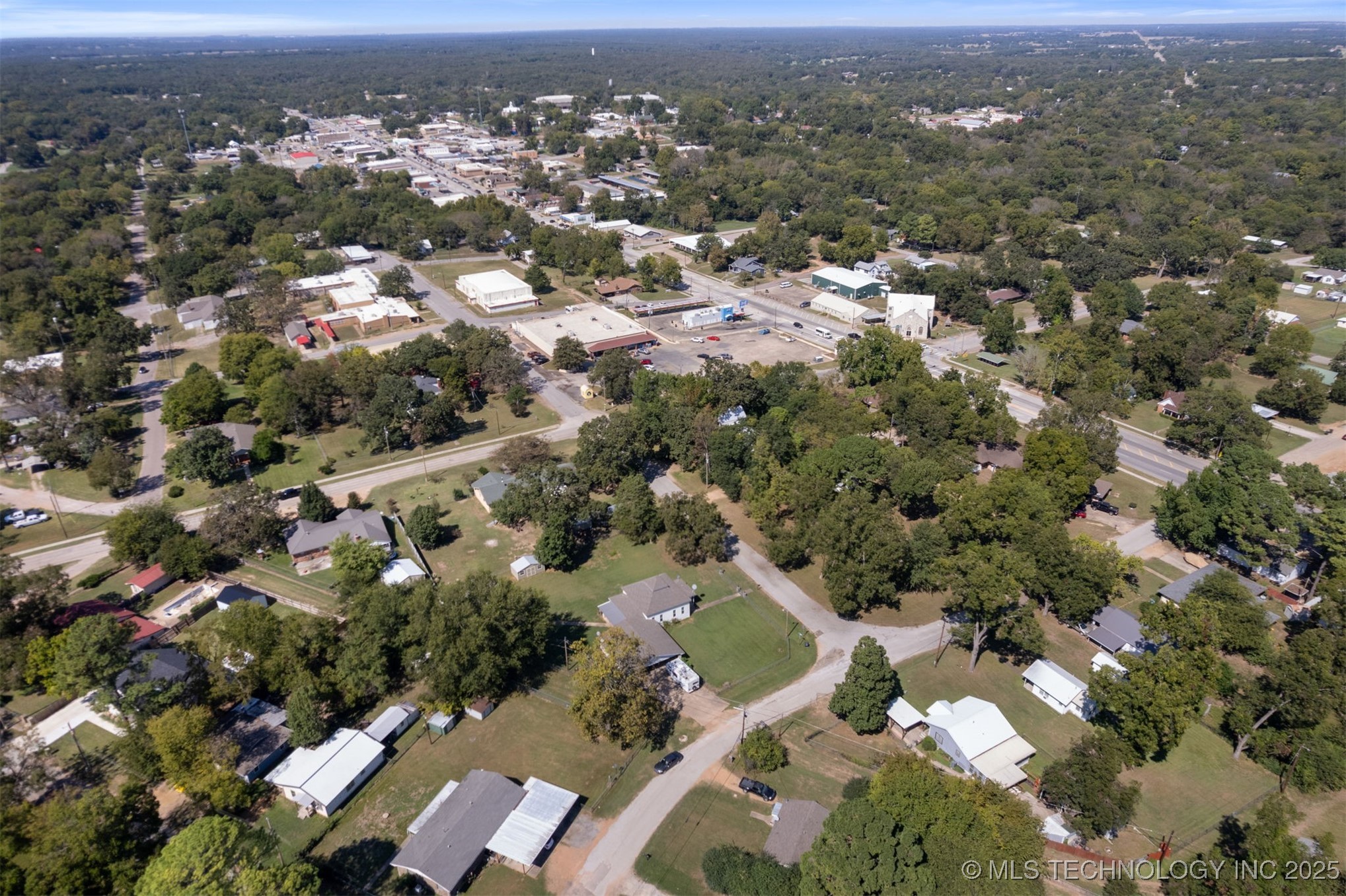 506 E Neil Armstrong Tishomingo OK 73460