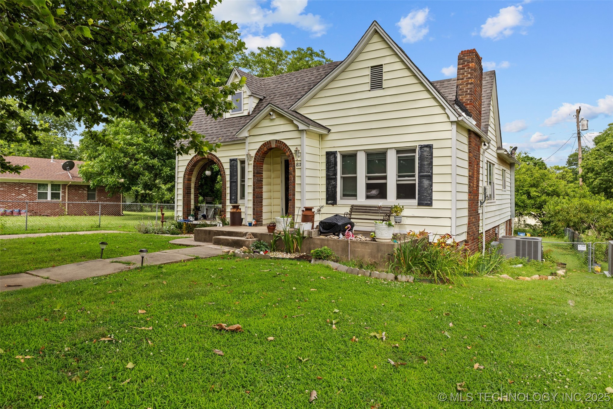 817 S Stockton Ada OK 74820