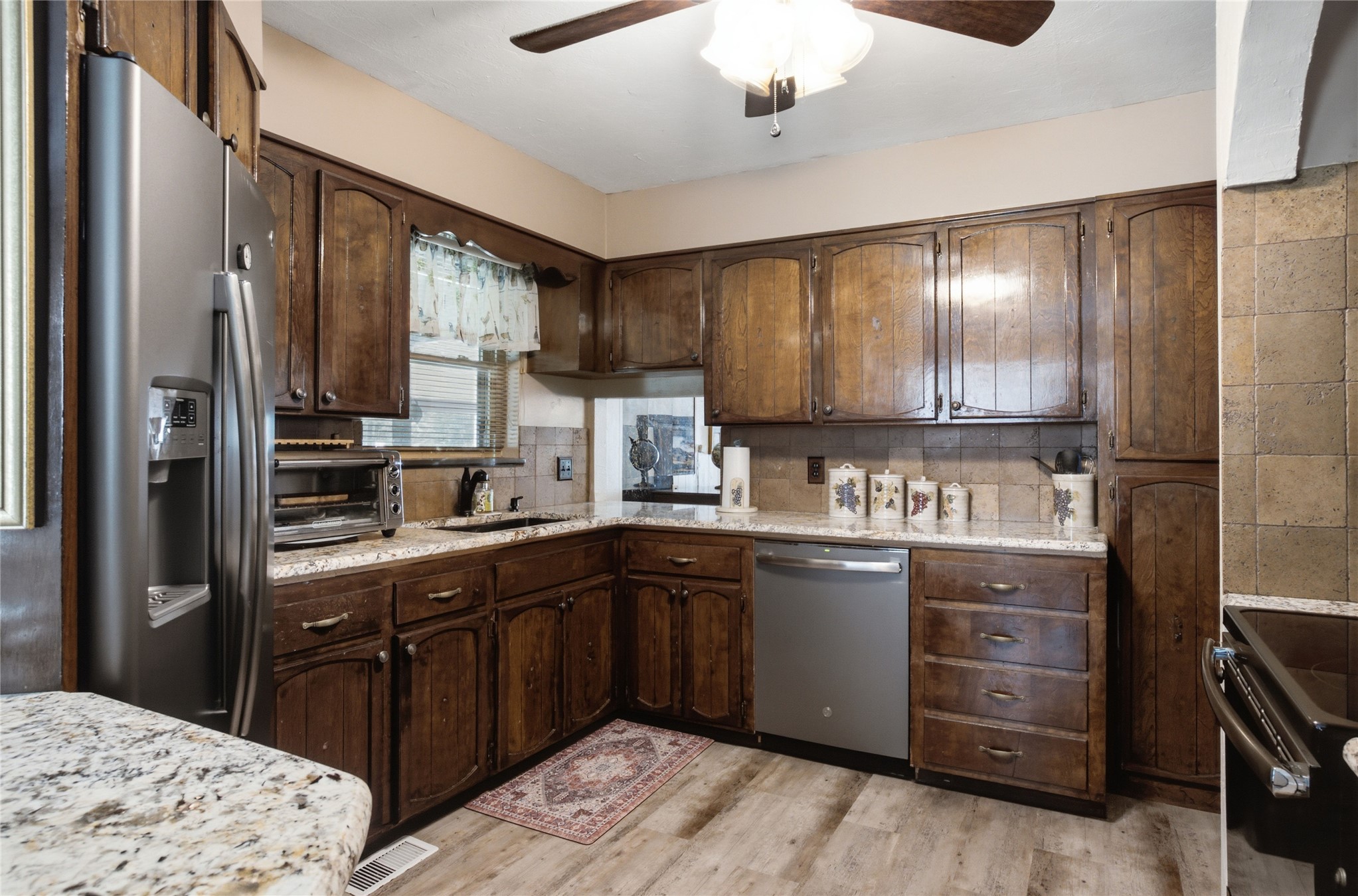 1001 W Cedar Street Stilwell OK 74960