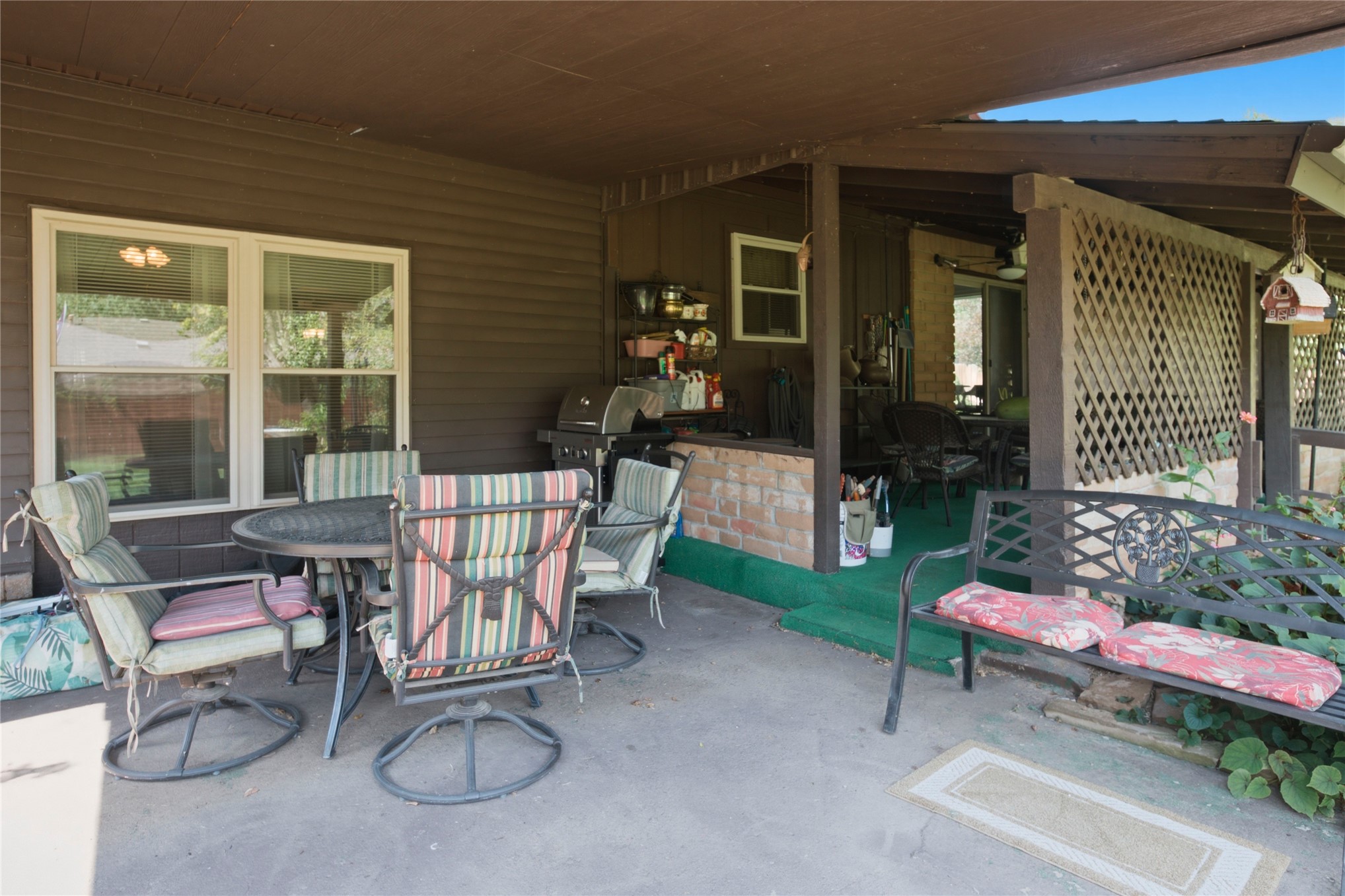 1001 W Cedar Street Stilwell OK 74960