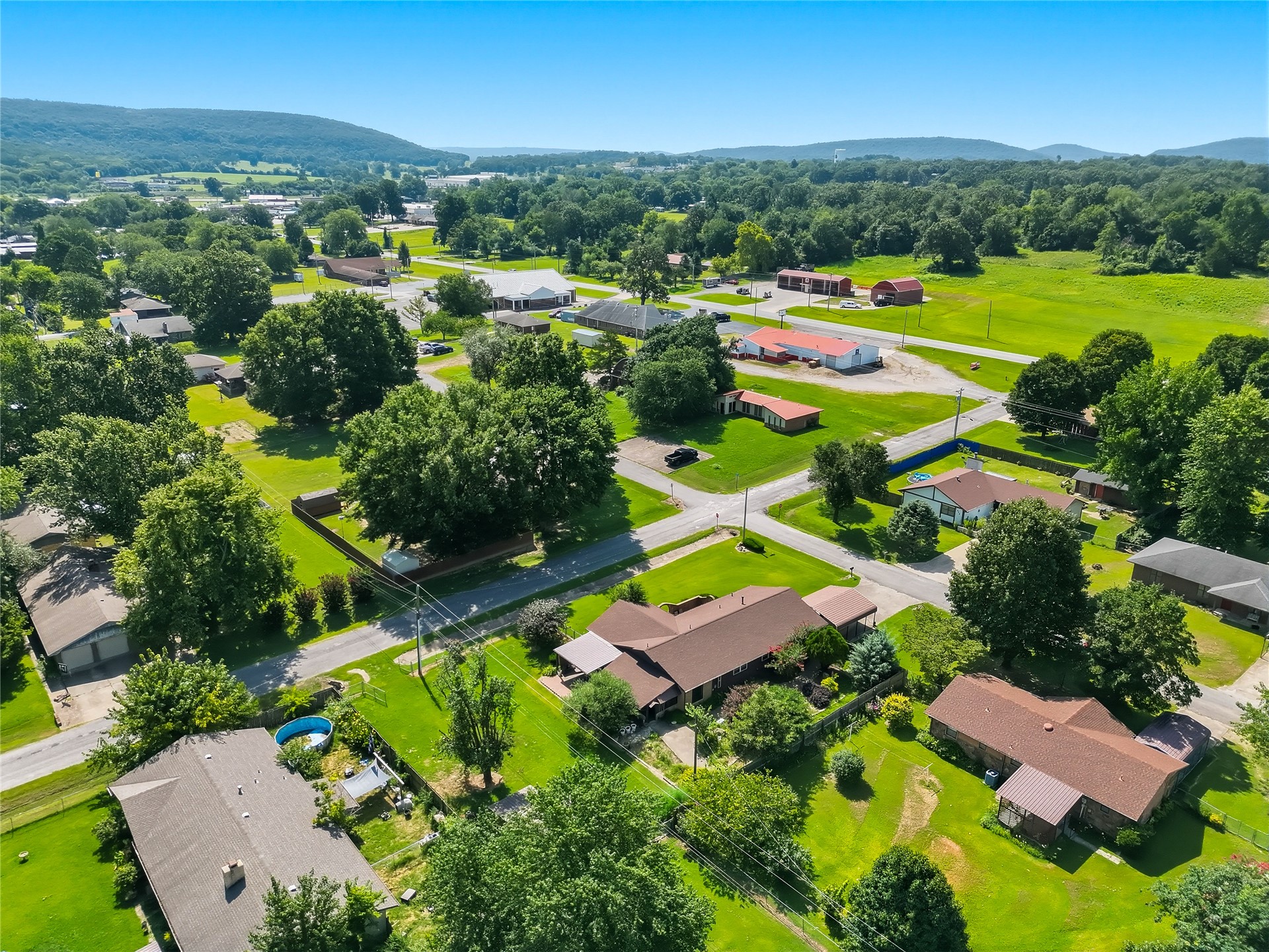 1001 W Cedar Street Stilwell OK 74960