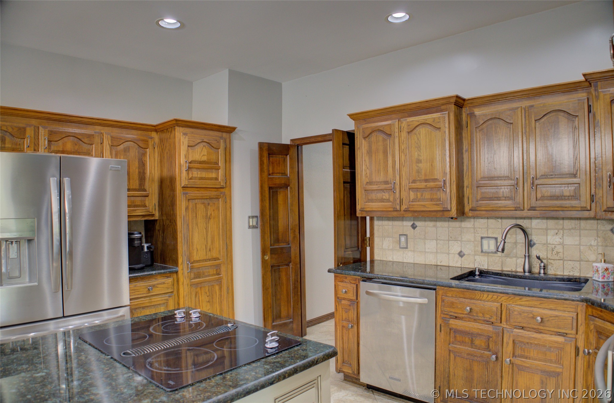 6921 E 86th Place Tulsa OK 74133