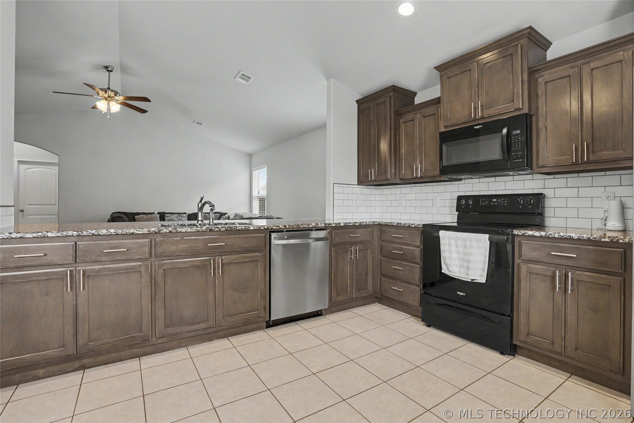 9018 S 253rd Eastavenue Broken Arrow OK 74014