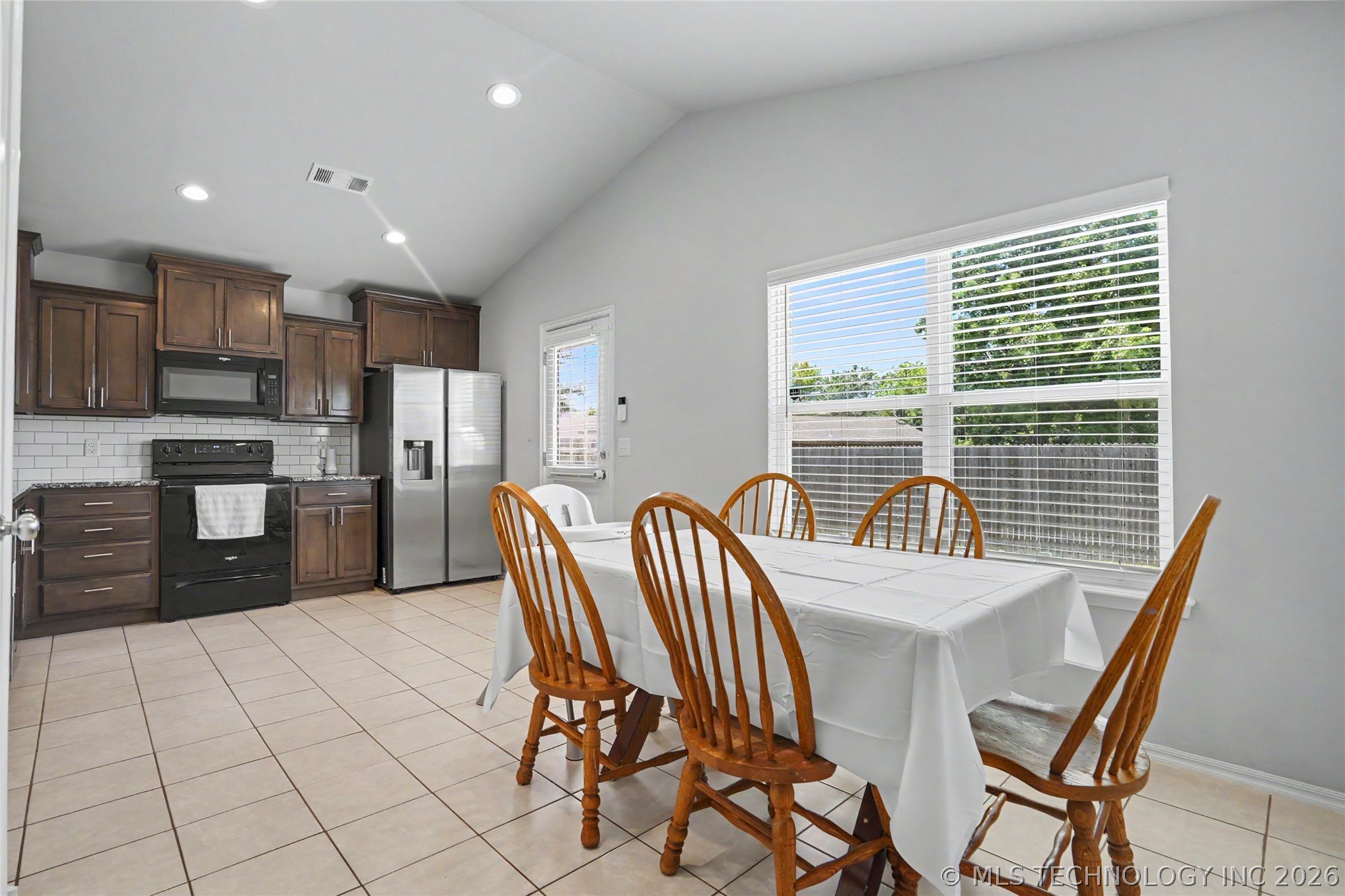 9018 S 253rd Eastavenue Broken Arrow OK 74014