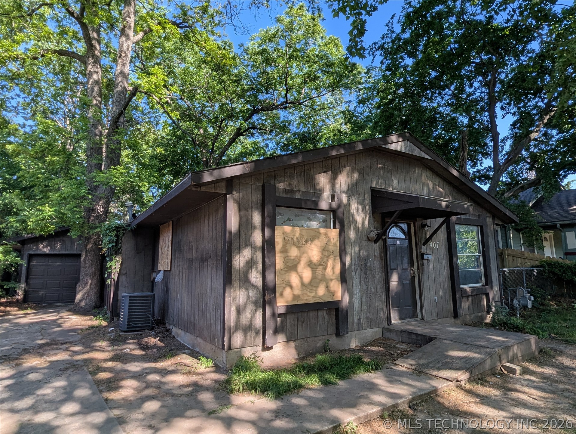 407 S Xanthus Avenue Tulsa OK 74104