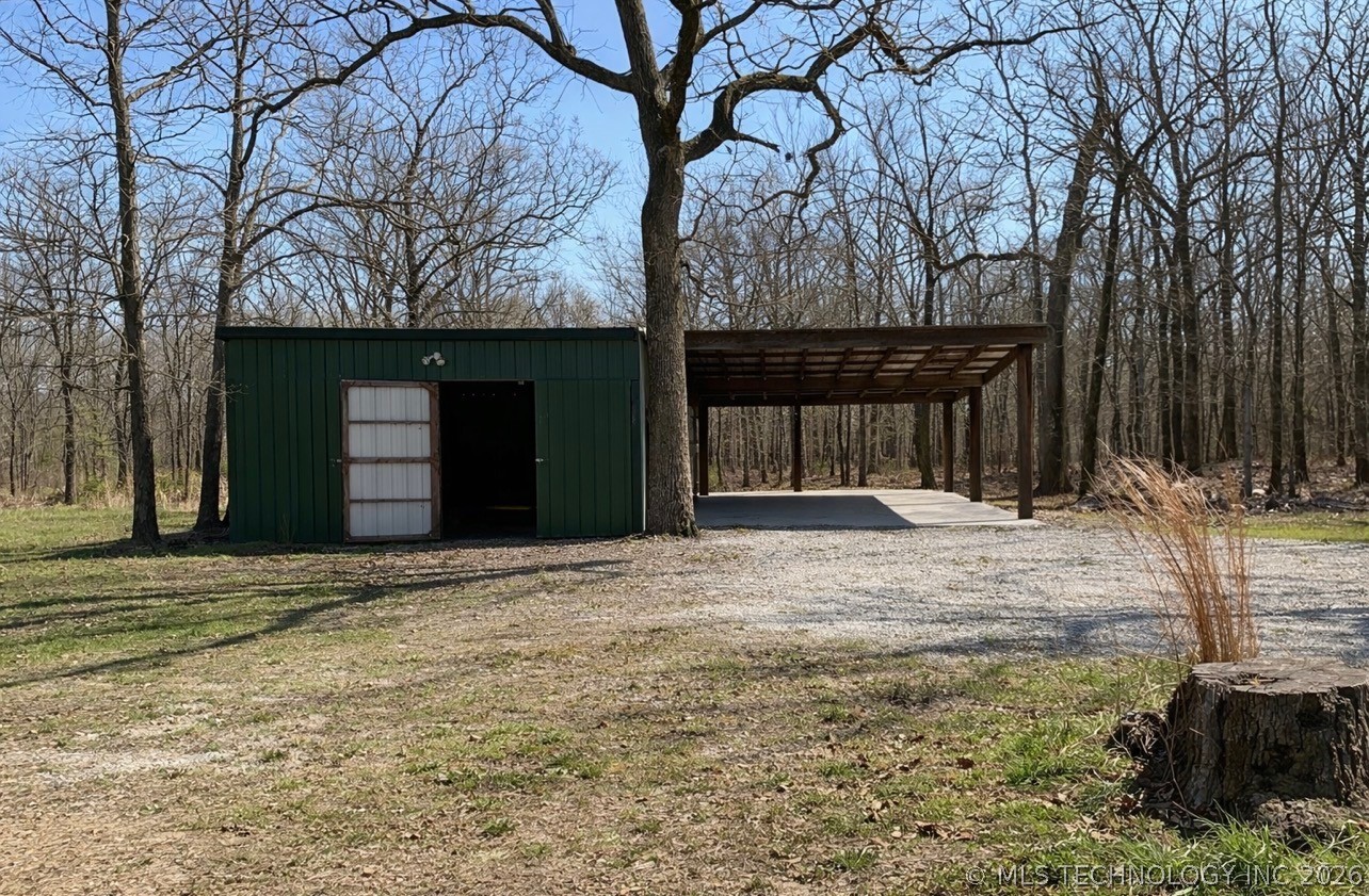 8354 N Highway 82 Spavinaw OK 74366