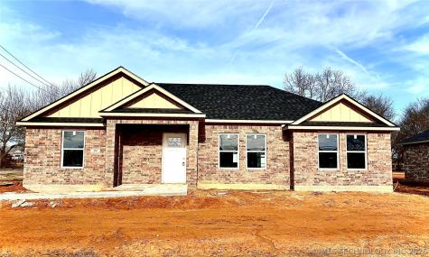 618 S First Street Calera OK 74730