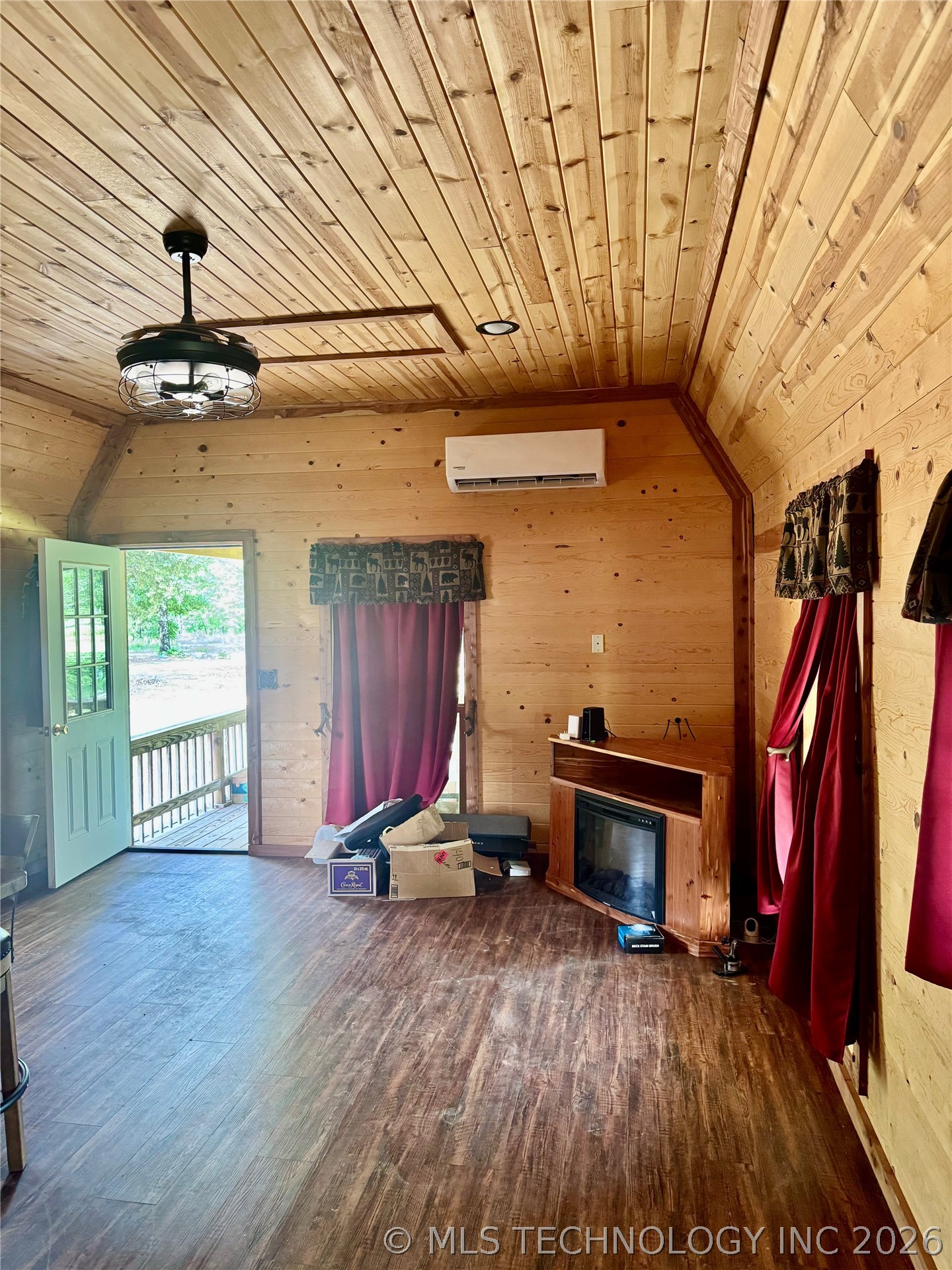 1942 E 1970 Road Antlers OK 74523