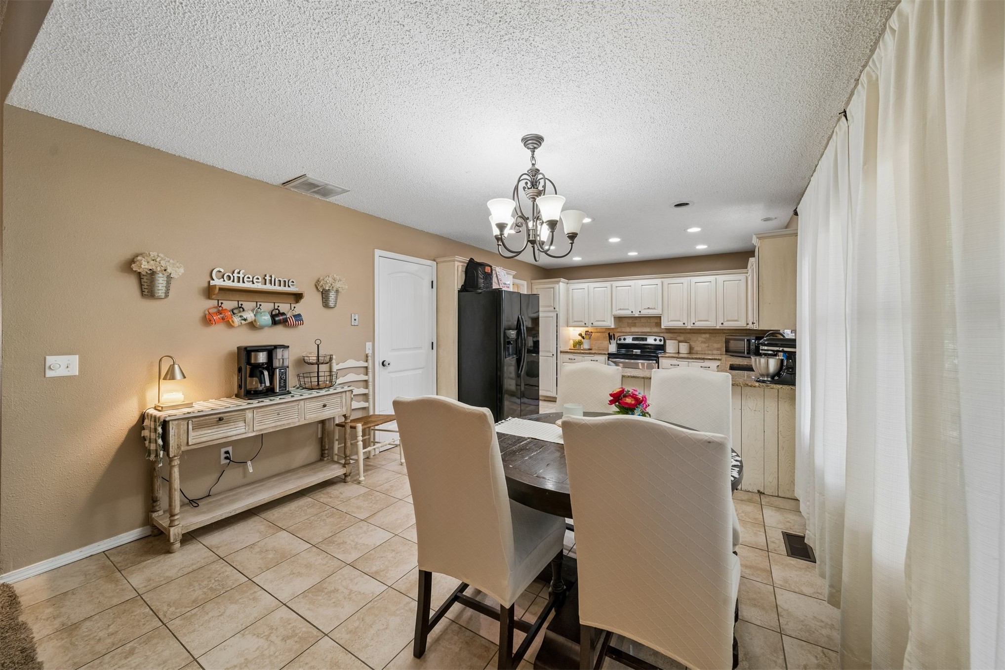 412 Beaumont Court Cleveland OK 74020