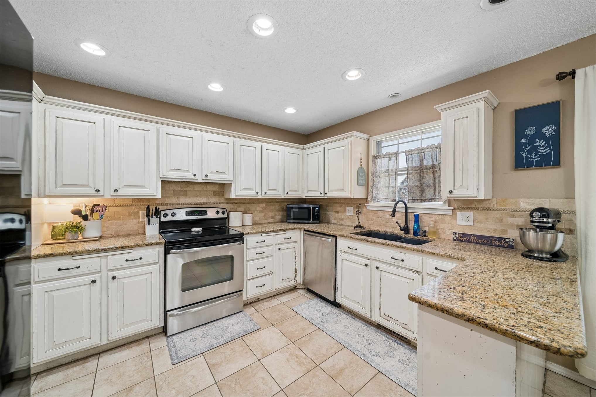 412 Beaumont Court Cleveland OK 74020