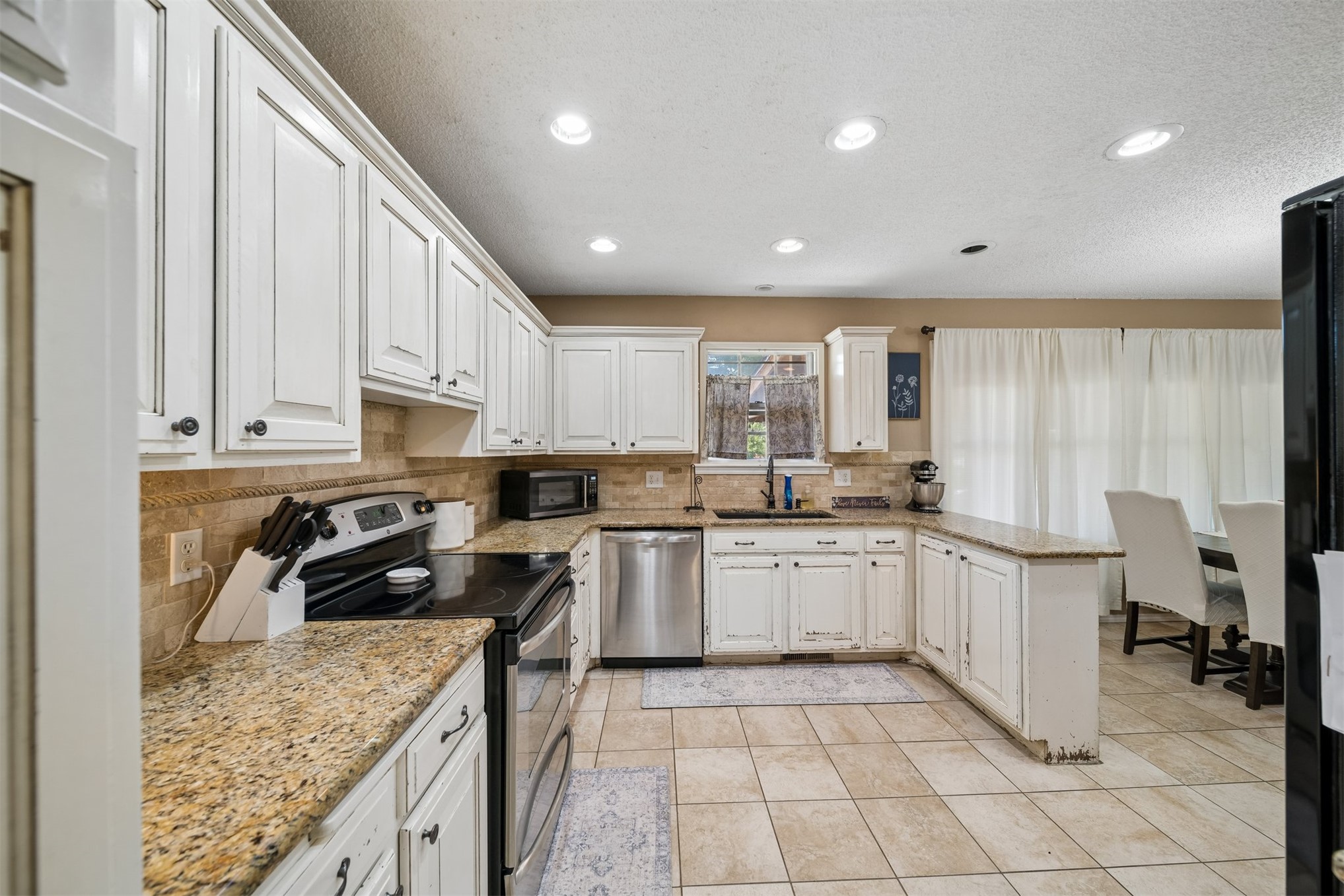 412 Beaumont Court Cleveland OK 74020