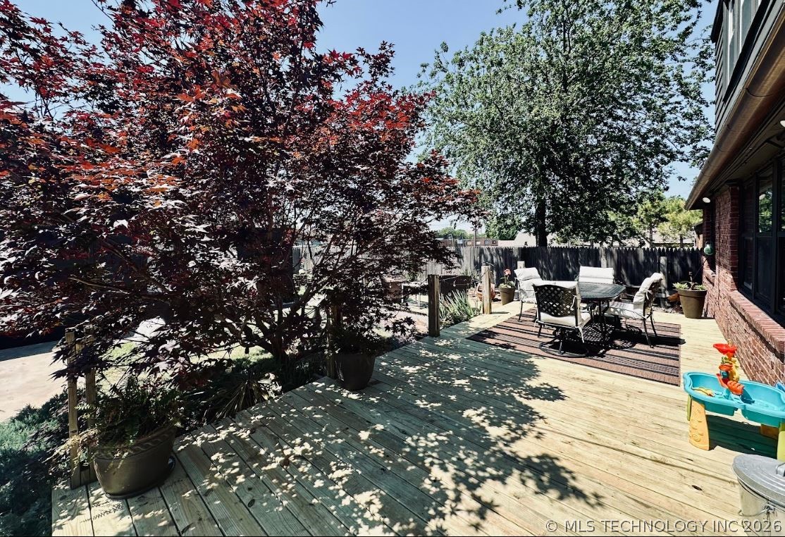 2708 E 14th Place Tulsa OK 74104