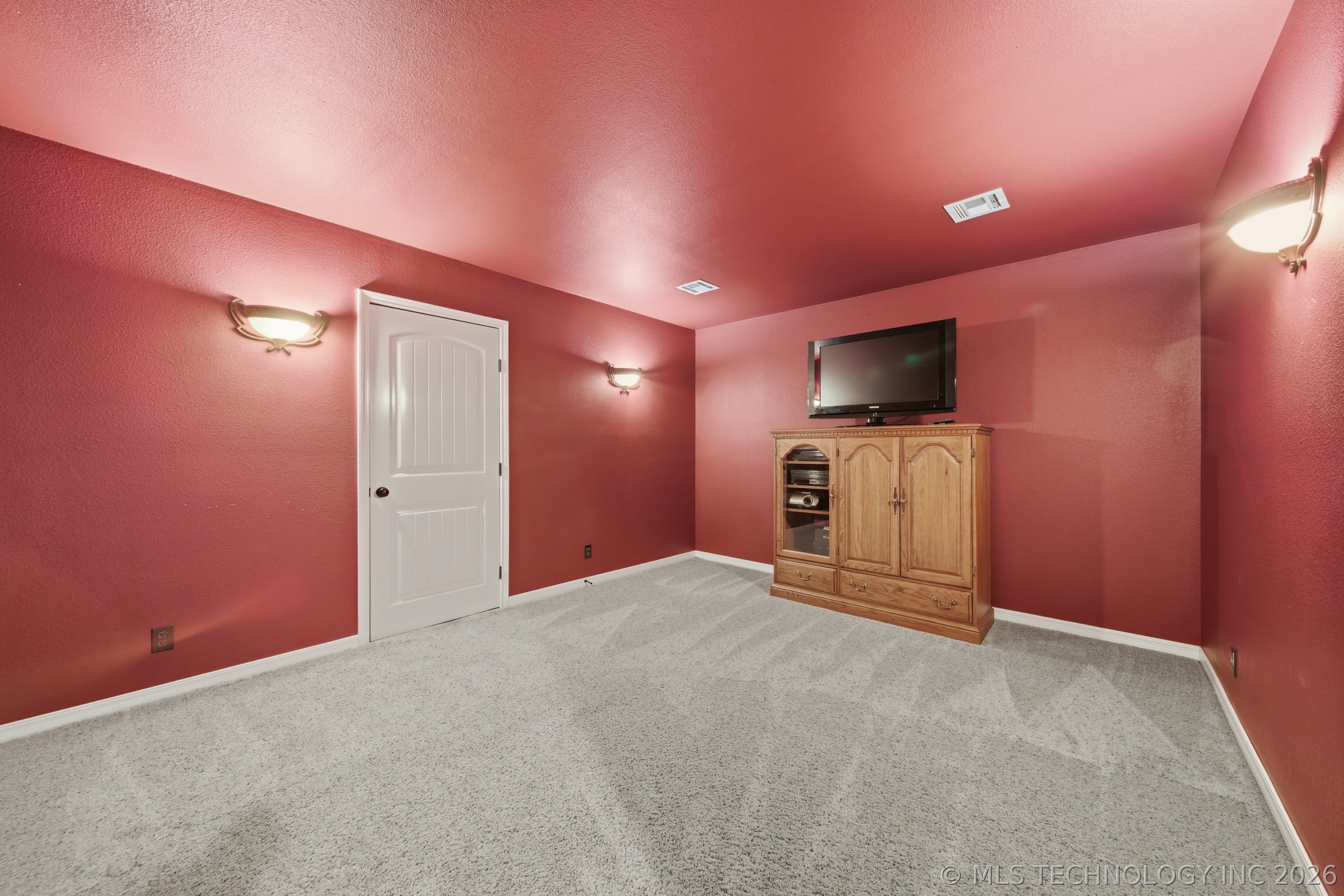 7726 S Indian Avenue Tulsa OK 74132