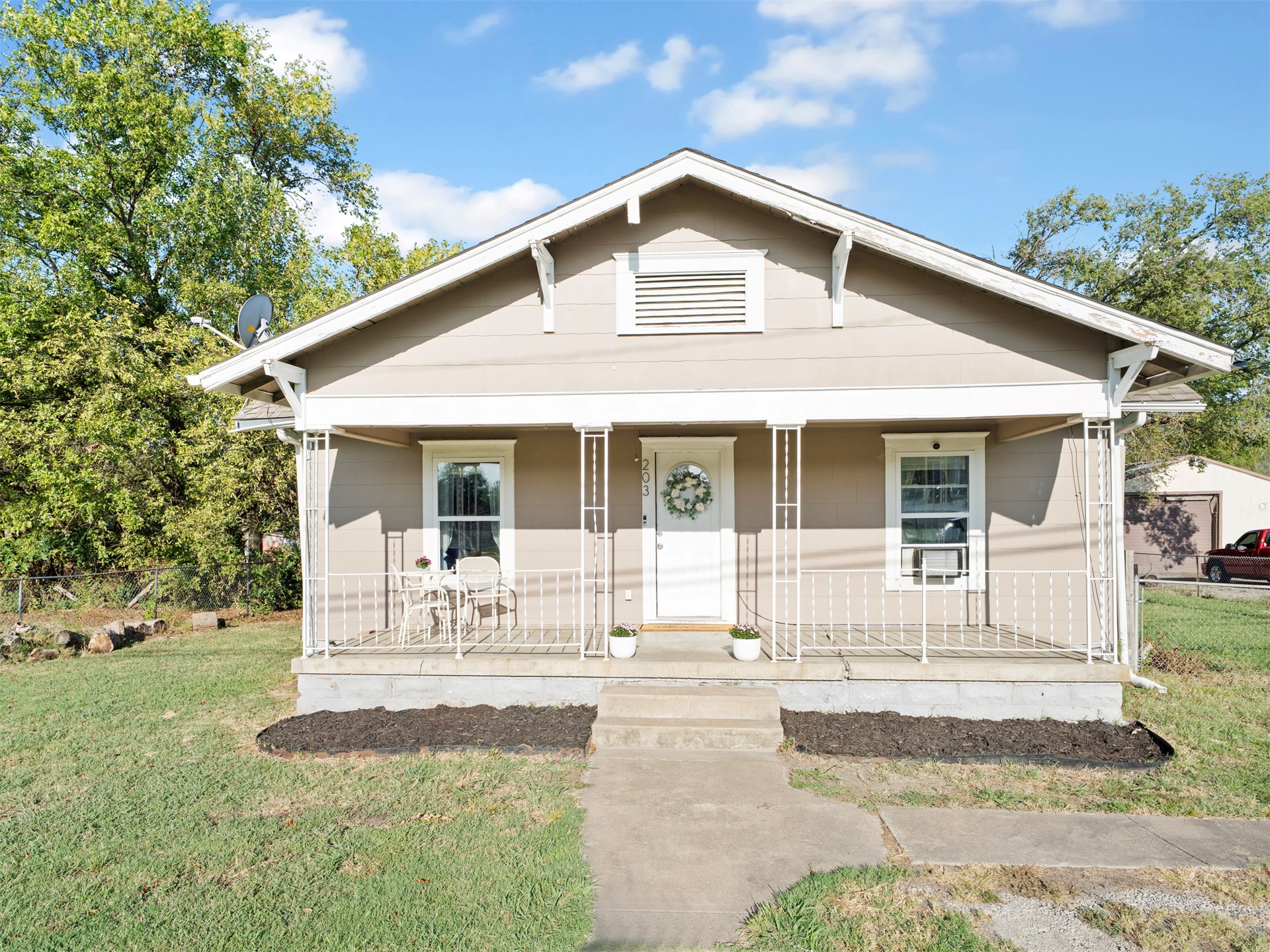 203 N Shawnee Street Catoosa OK 74015