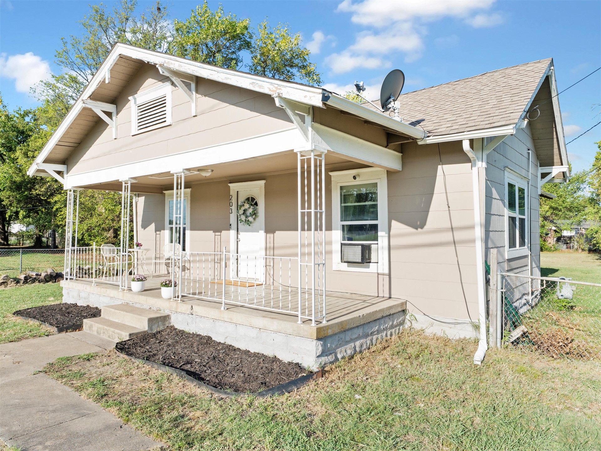 203 N Shawnee Street Catoosa OK 74015