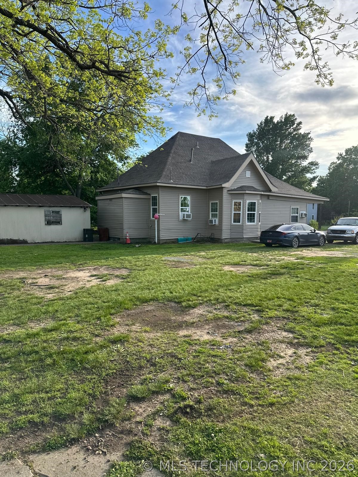 238 S 7th Street Okmulgee OK 74401
