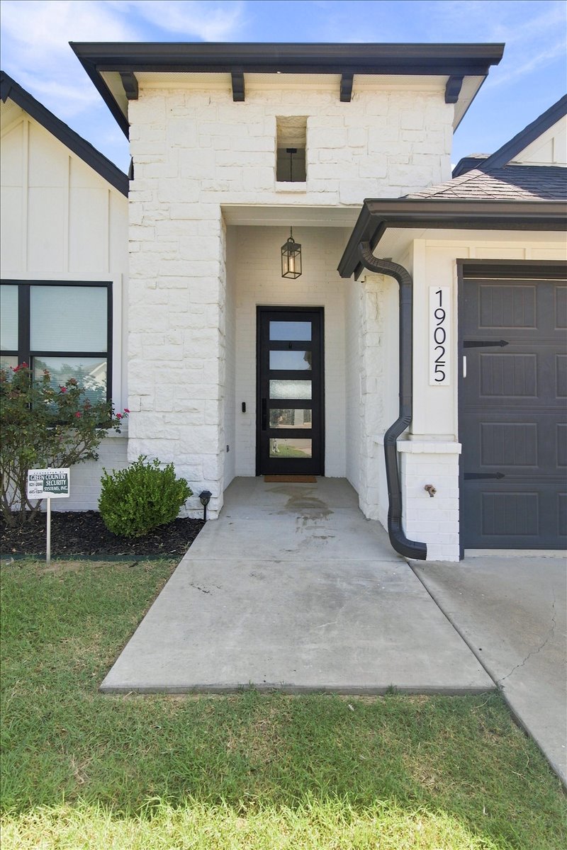 19025 E Ridgeline Road Catoosa OK 74015