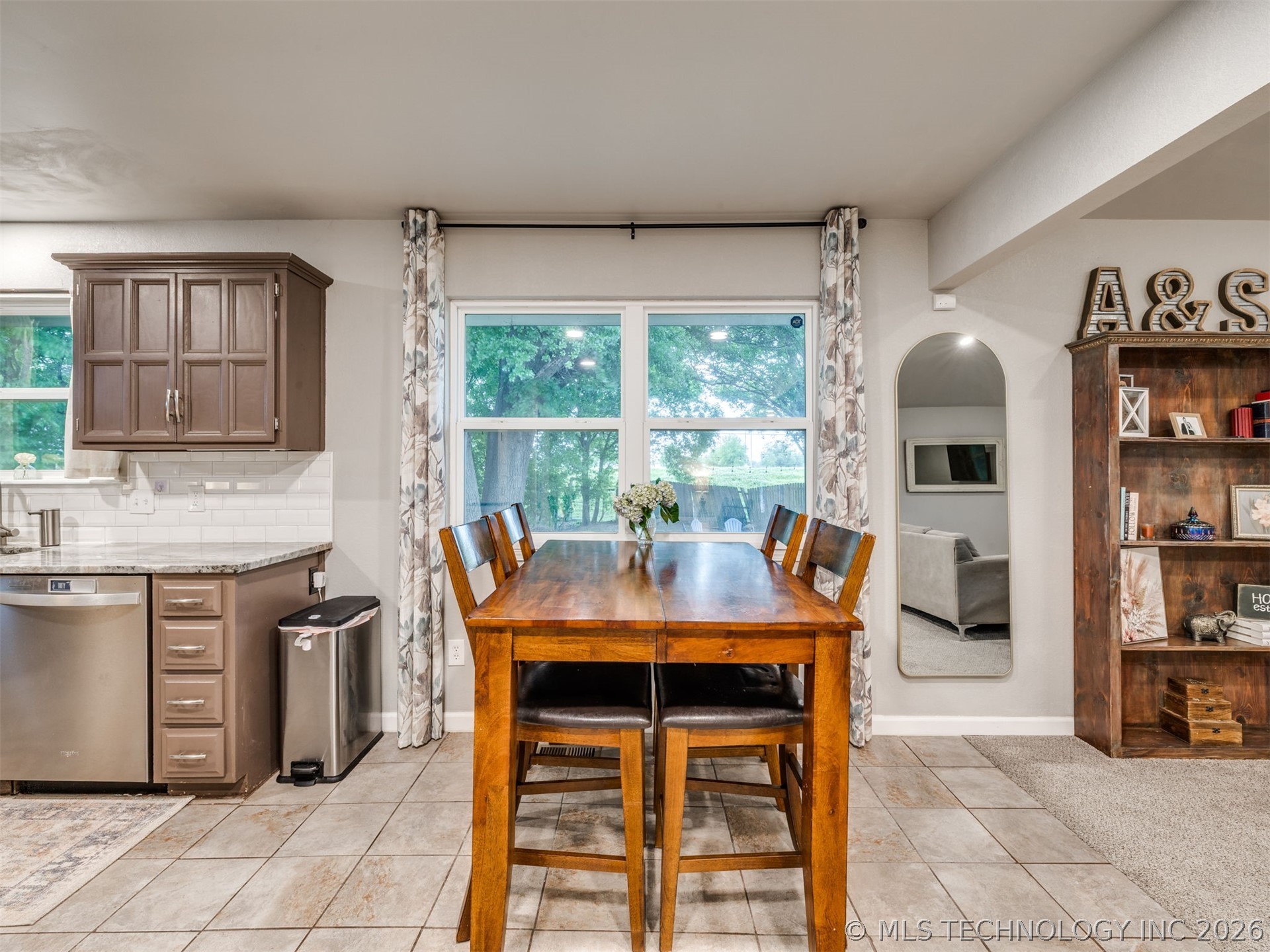 10008 E 33rd Place Tulsa OK 74146