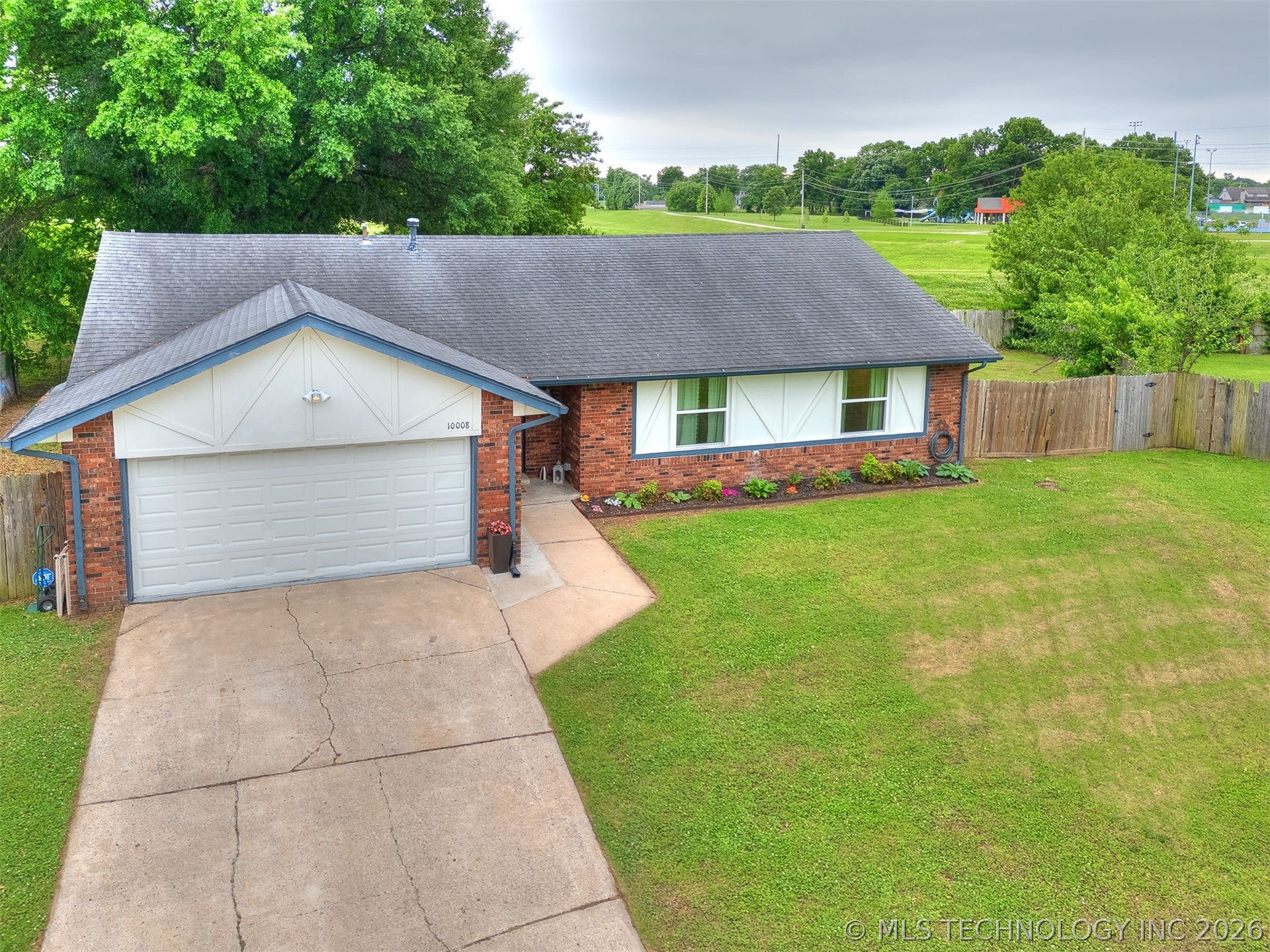10008 E 33rd Place Tulsa OK 74146