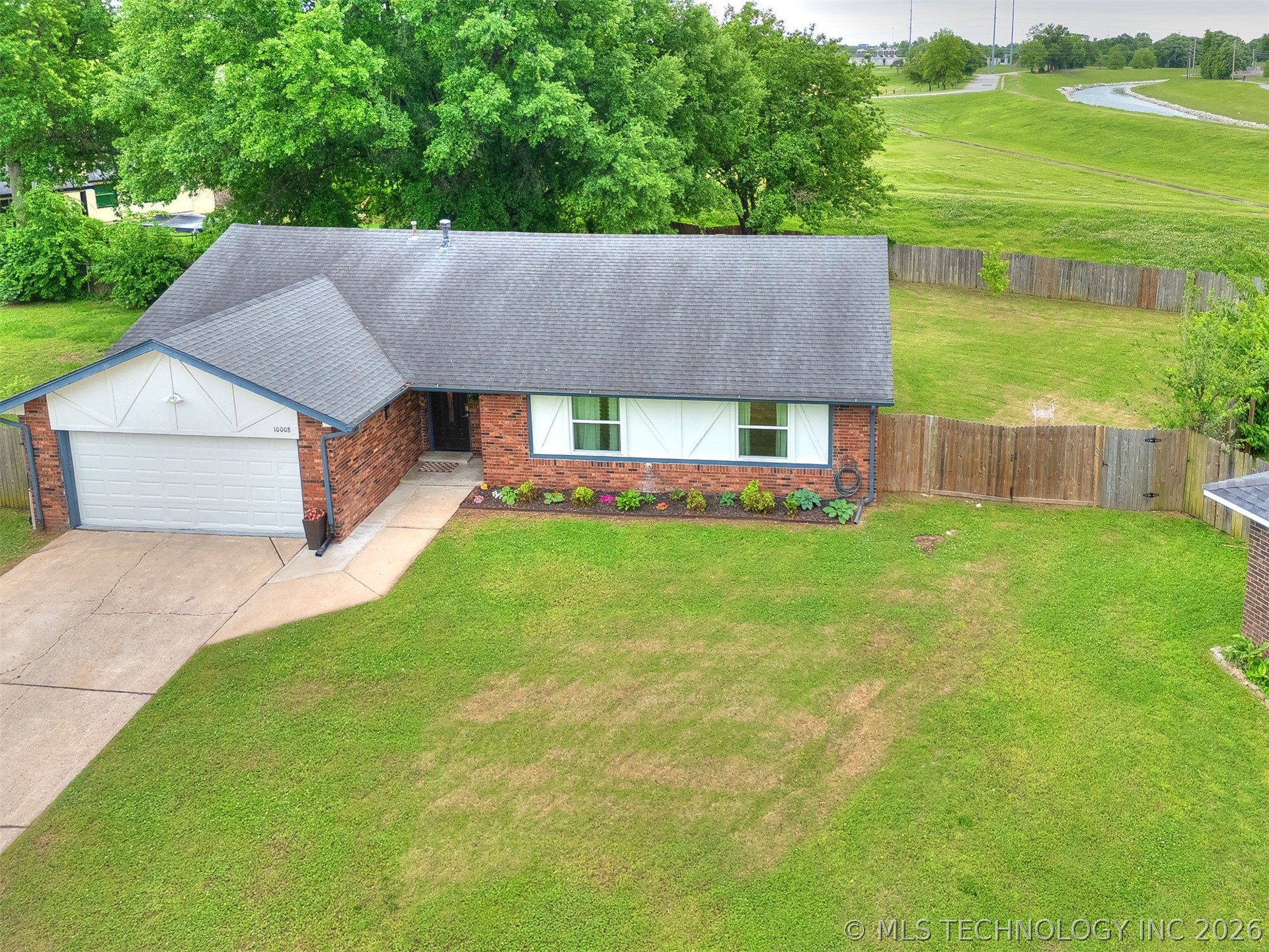 10008 E 33rd Place Tulsa OK 74146