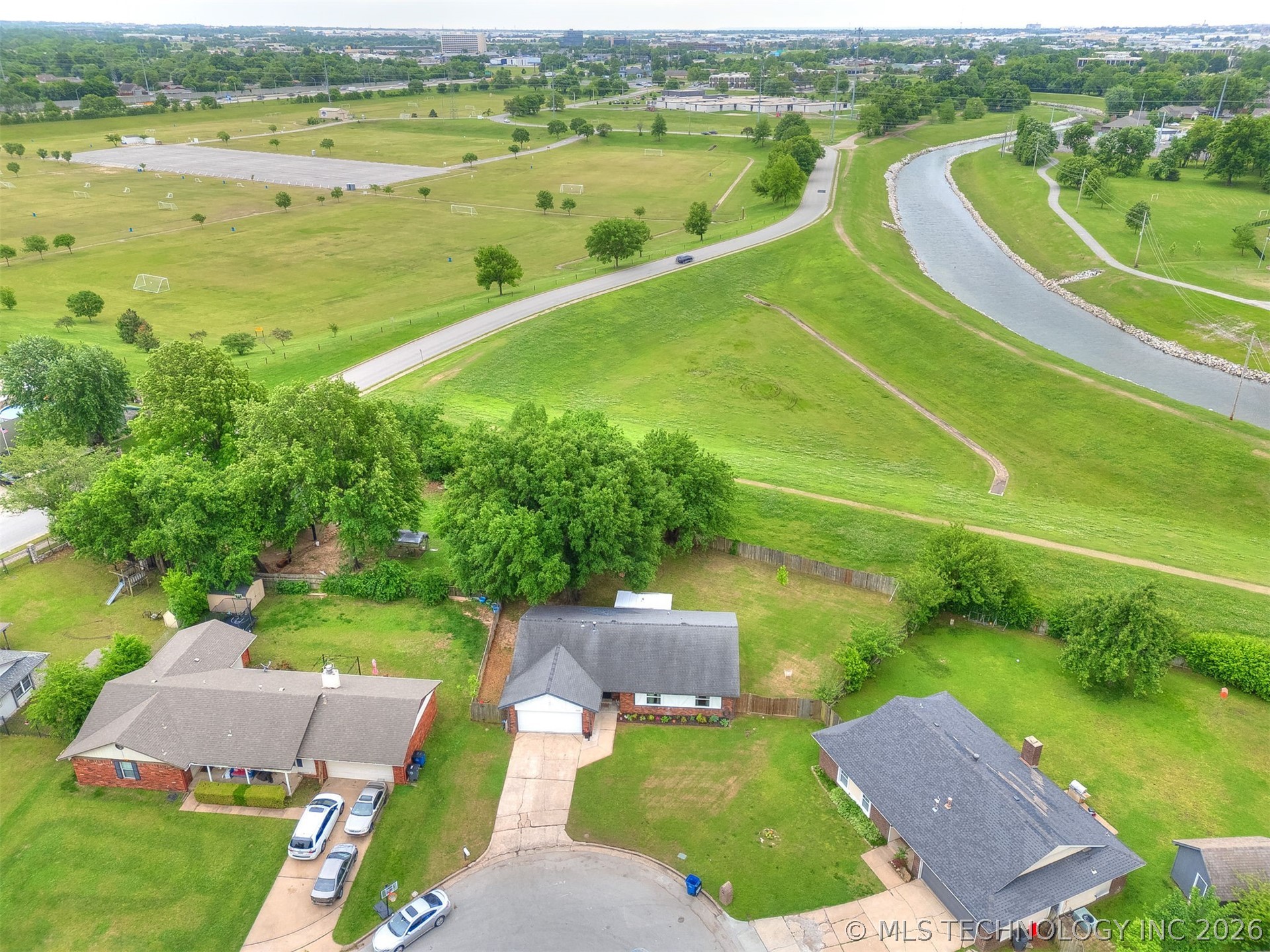 10008 E 33rd Place Tulsa OK 74146