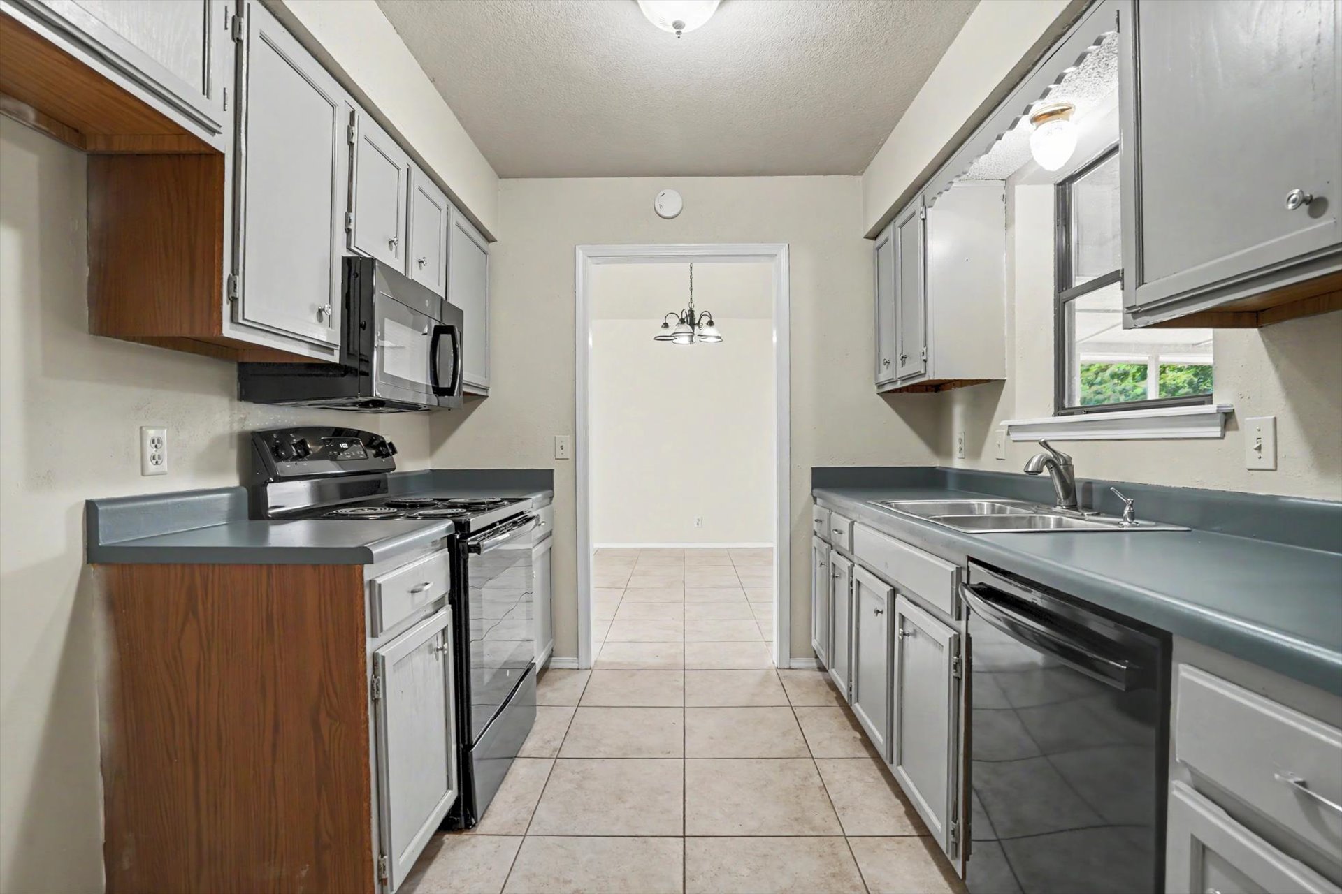 8102 N 122nd East Avenue Owasso OK 74055