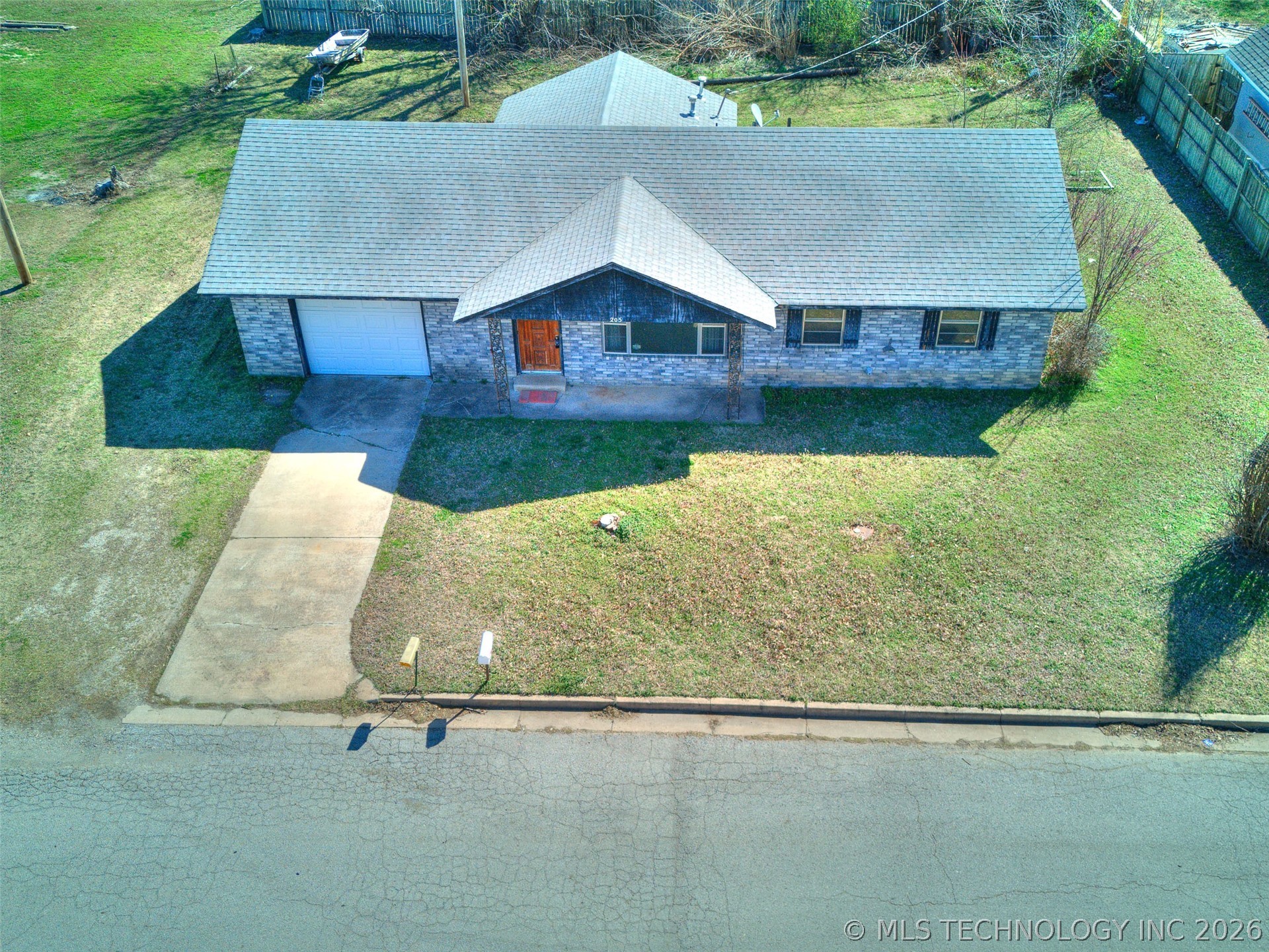 205 Lester Lane Cleveland OK 74020