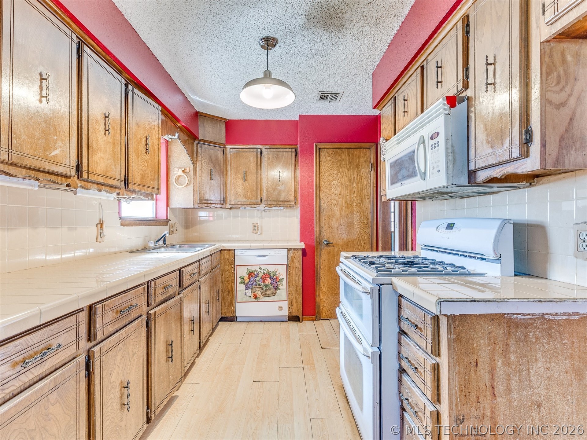 205 Lester Lane Cleveland OK 74020