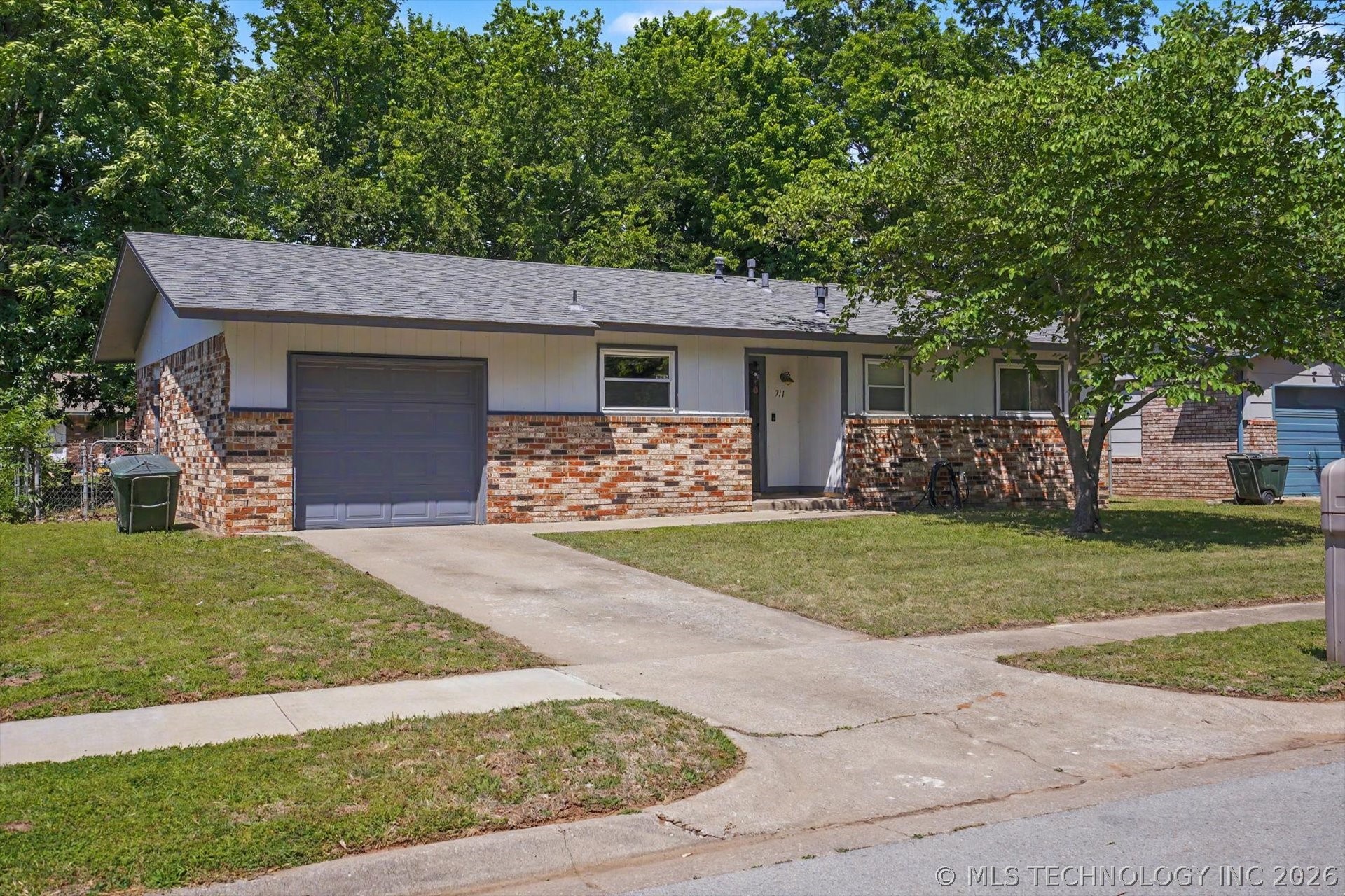711 W 27th Street Sand Springs OK 74063