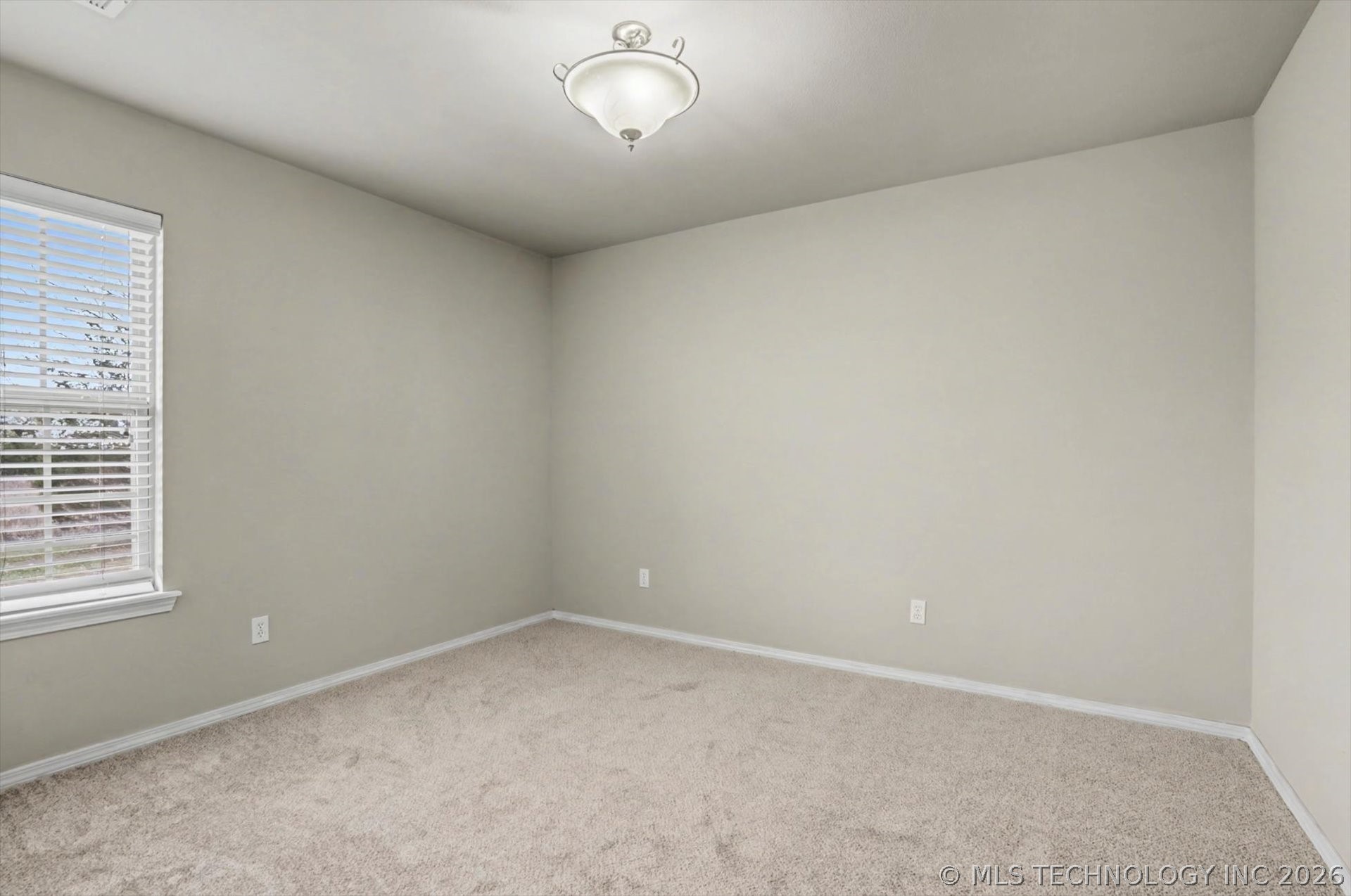8671 Hawthorne Drive Claremore OK 74019