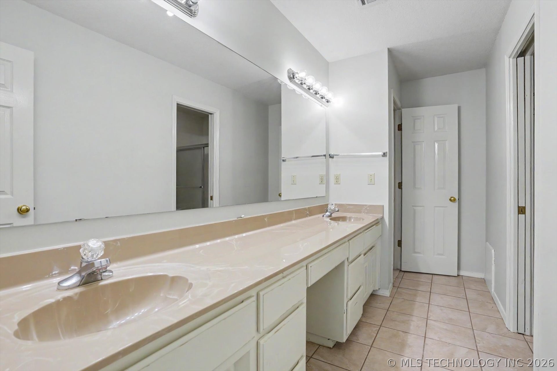6828 S Richmond Place Tulsa OK 74136